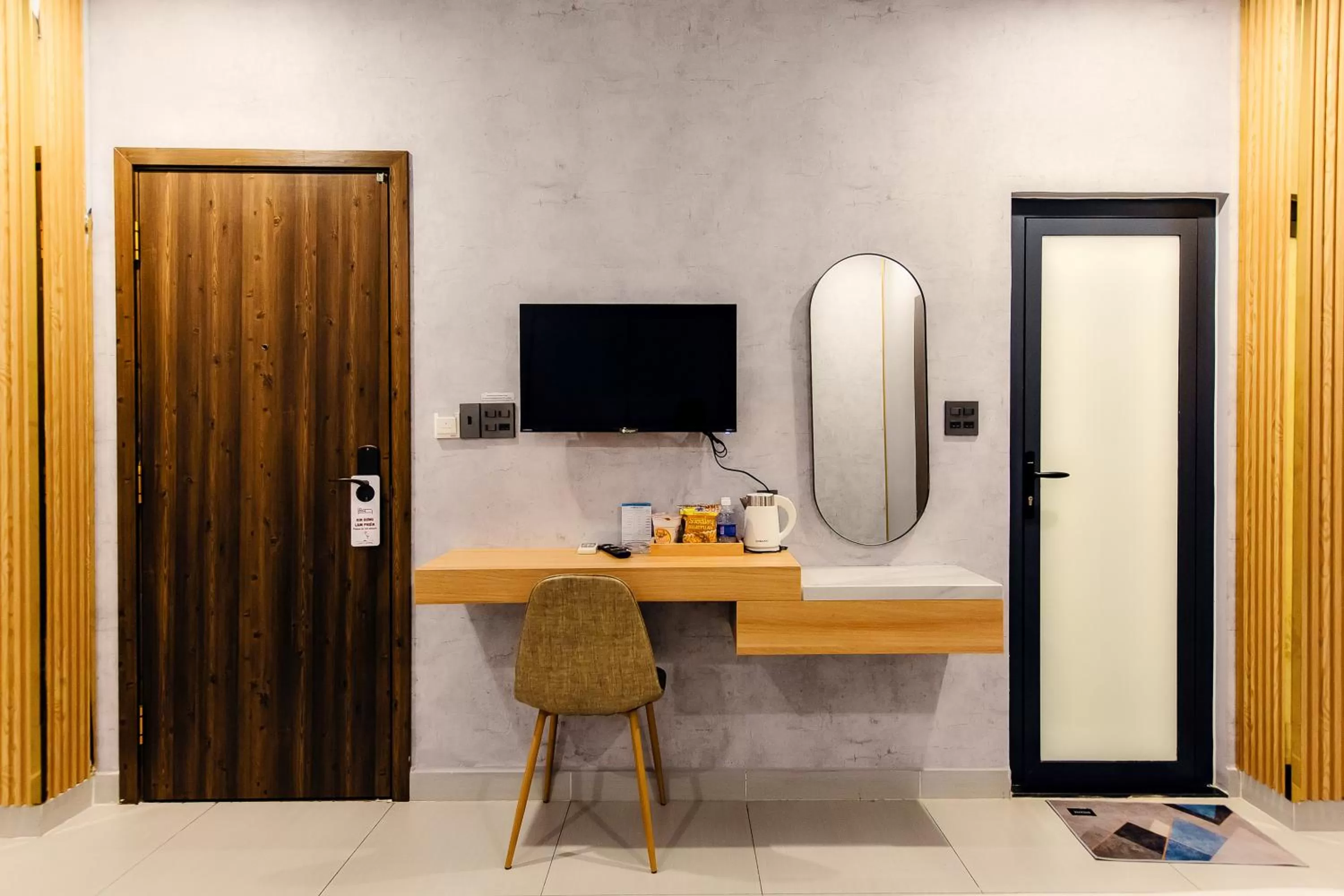 TV and multimedia, TV/Entertainment Center in LION 3 HOTEL