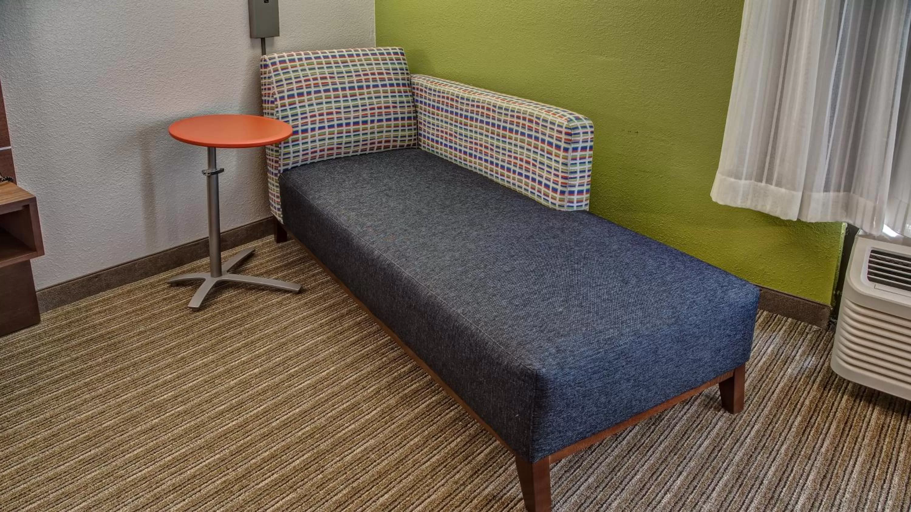 Photo of the whole room in Holiday Inn Express Memphis Medical Center - Midtown by IHG