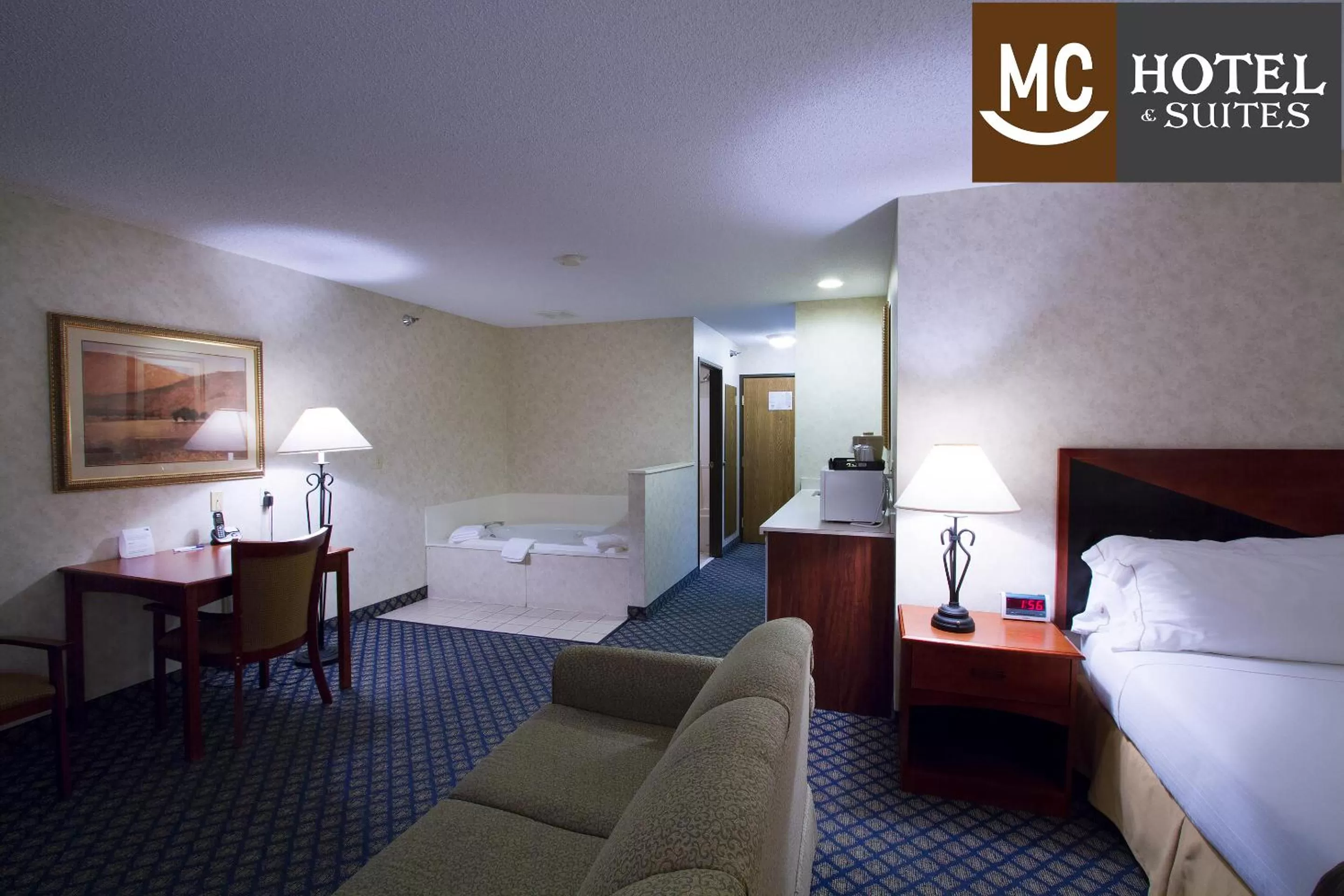 Hot Tub, Bed in Miles City Hotel & Suites