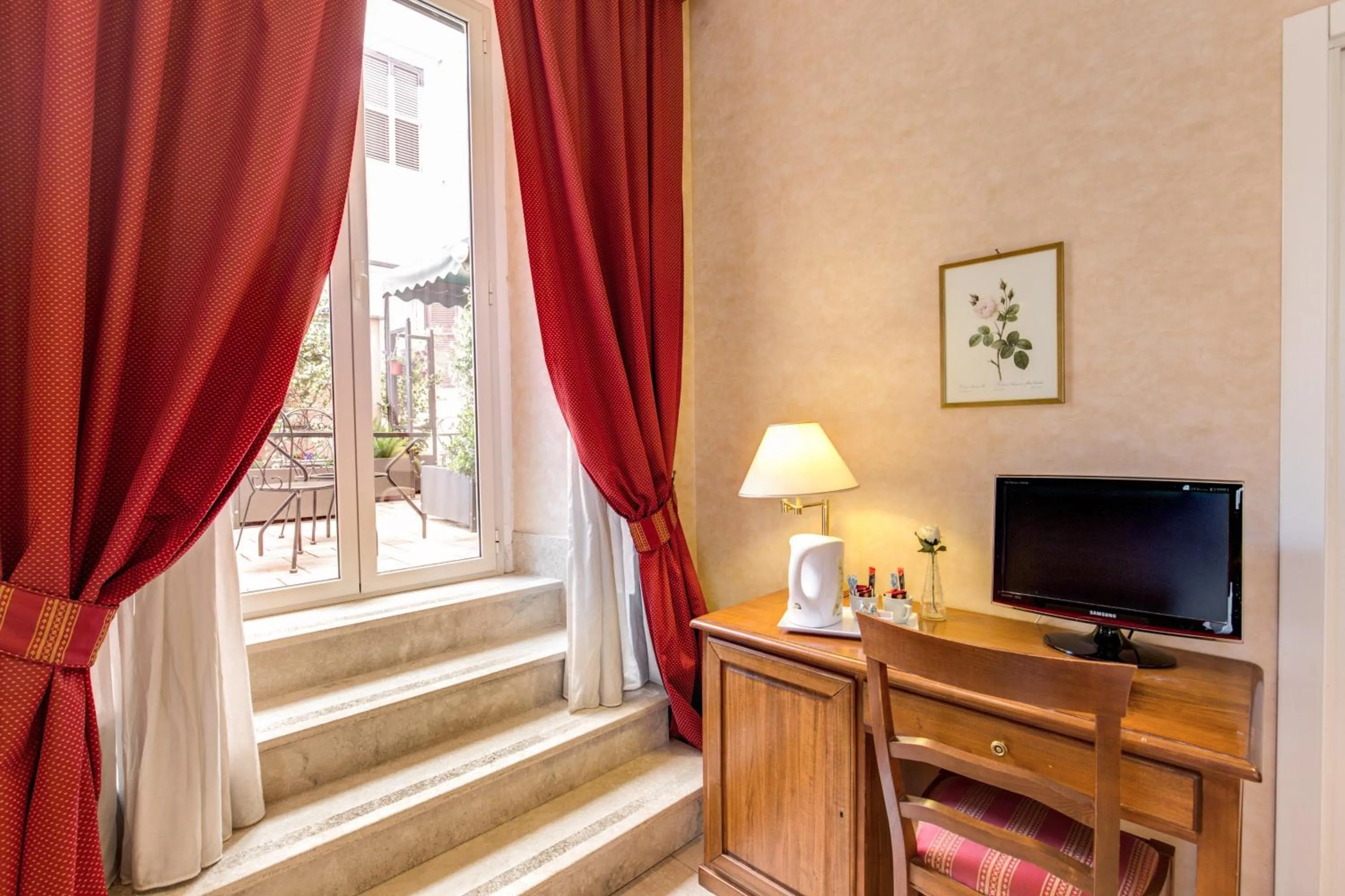 Balcony/Terrace in Roman Terrace