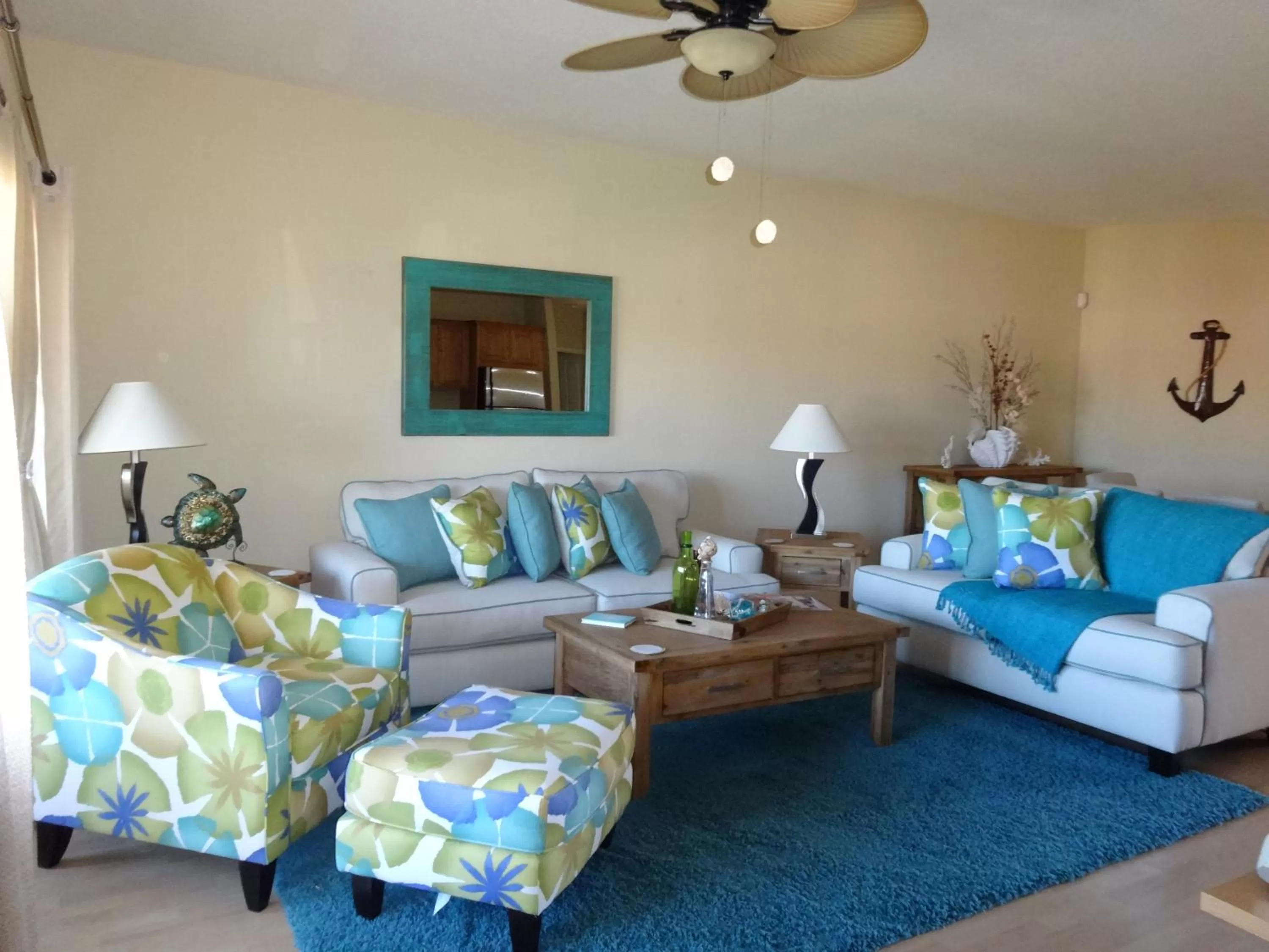 Day, Seating Area in Queens Gate Resort