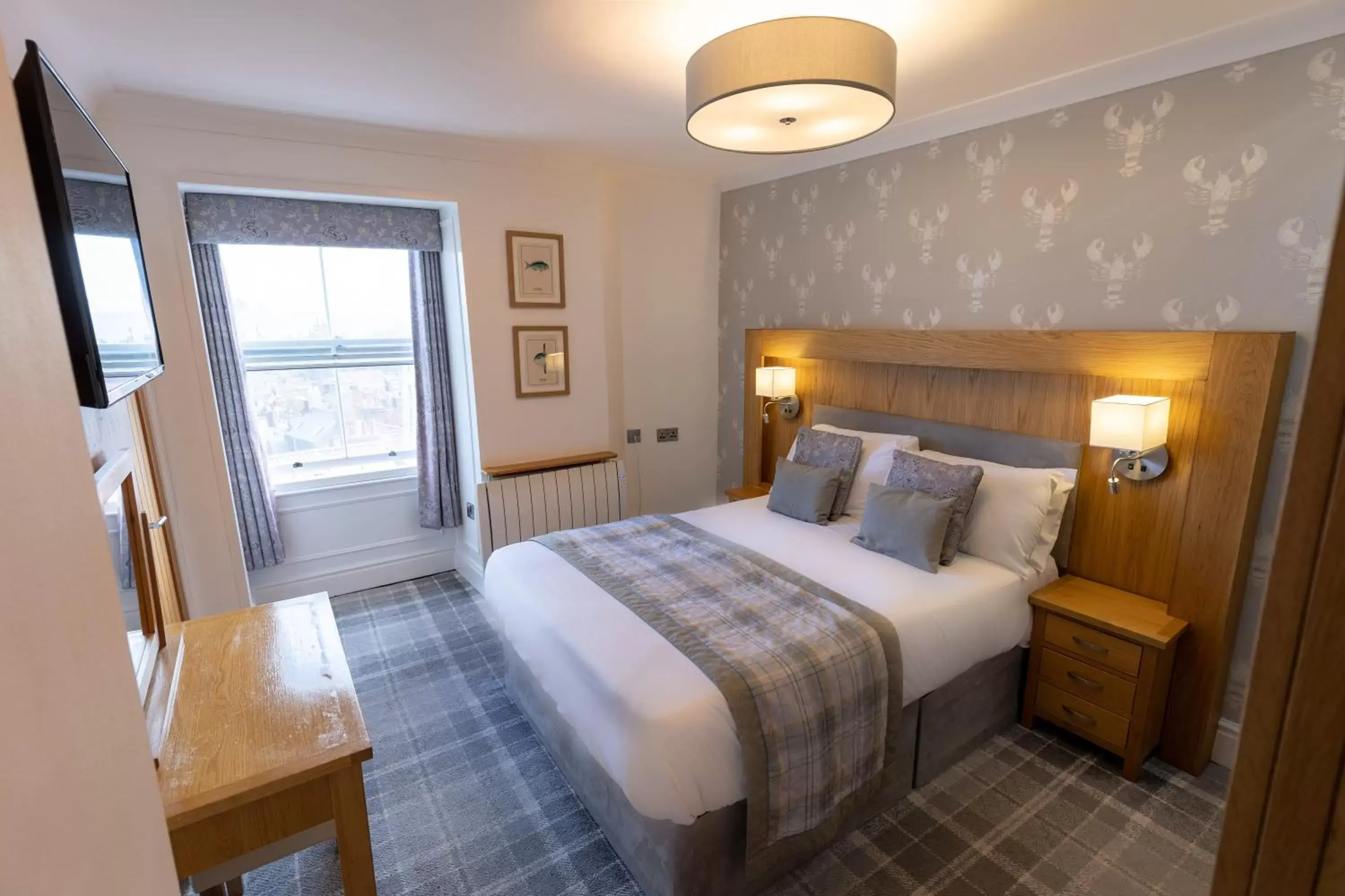 Double Room with View in The Resolution Hotel Double Room with View in The Resolution Hotel