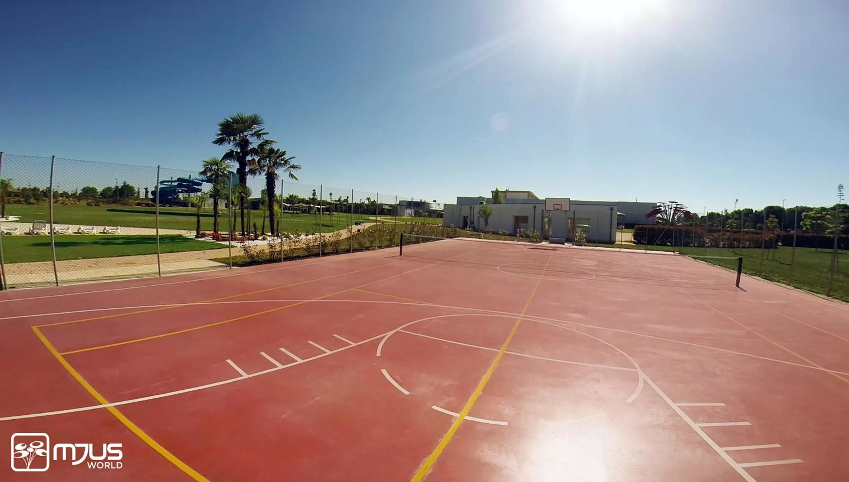 Tennis court in Mjus Resort & Thermal Park