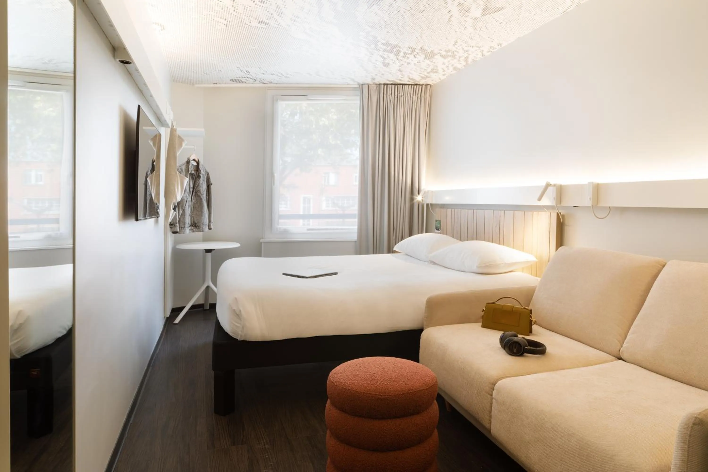 Photo of the whole room, Bed in ibis Paris Nation Davout