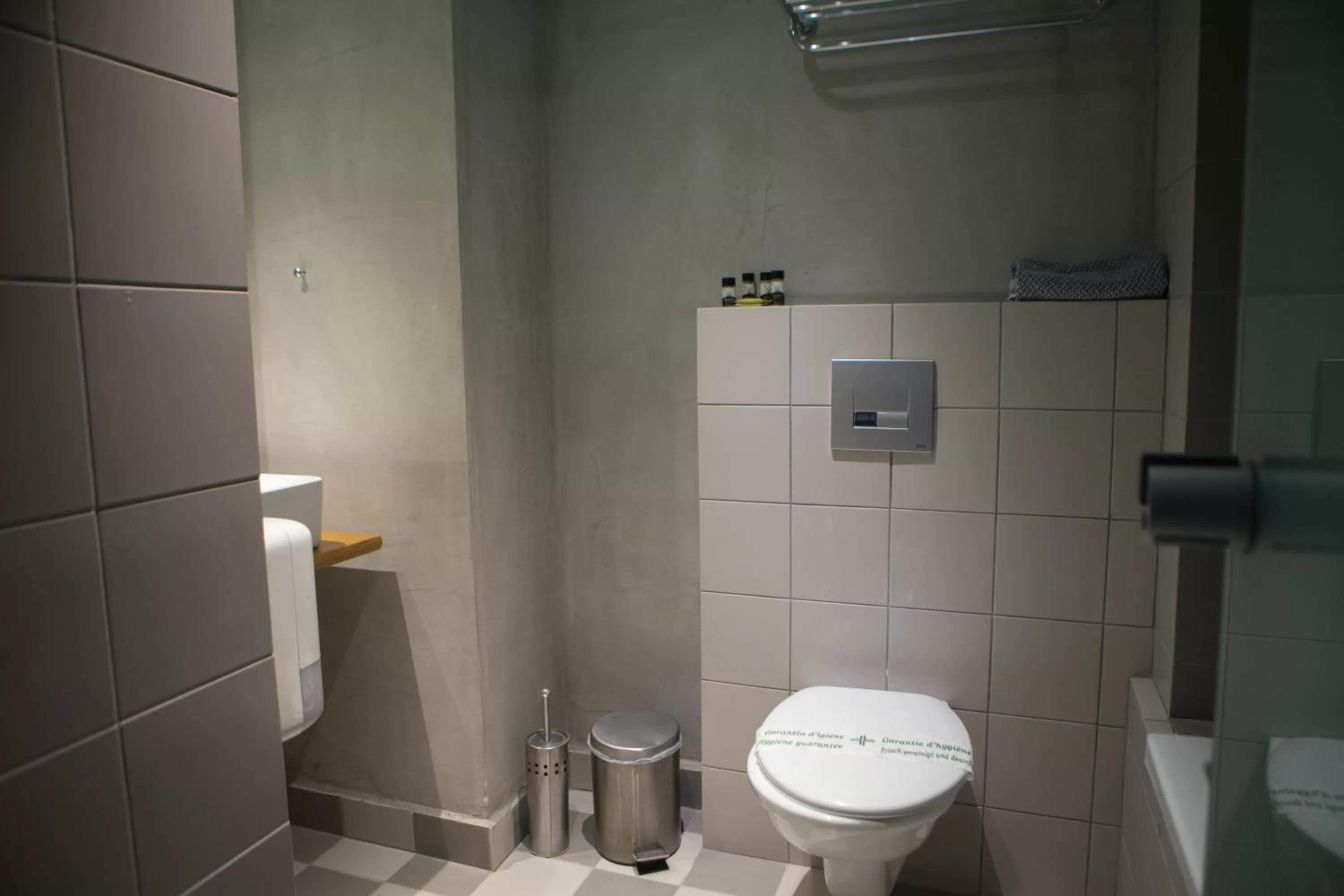 Bathroom in Metropolitan