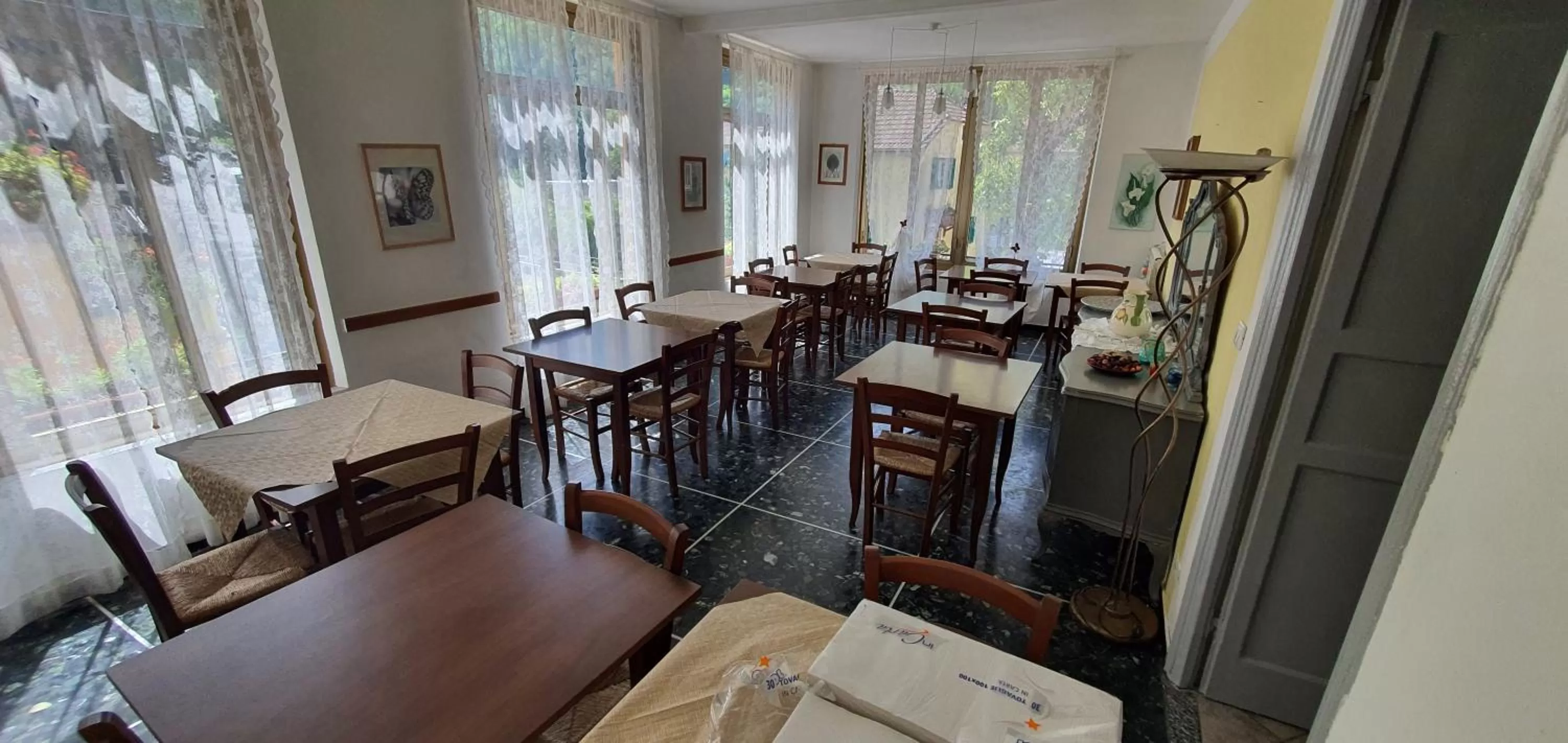 Restaurant/Places to Eat in Cà di felice-locanda dei cacciatori