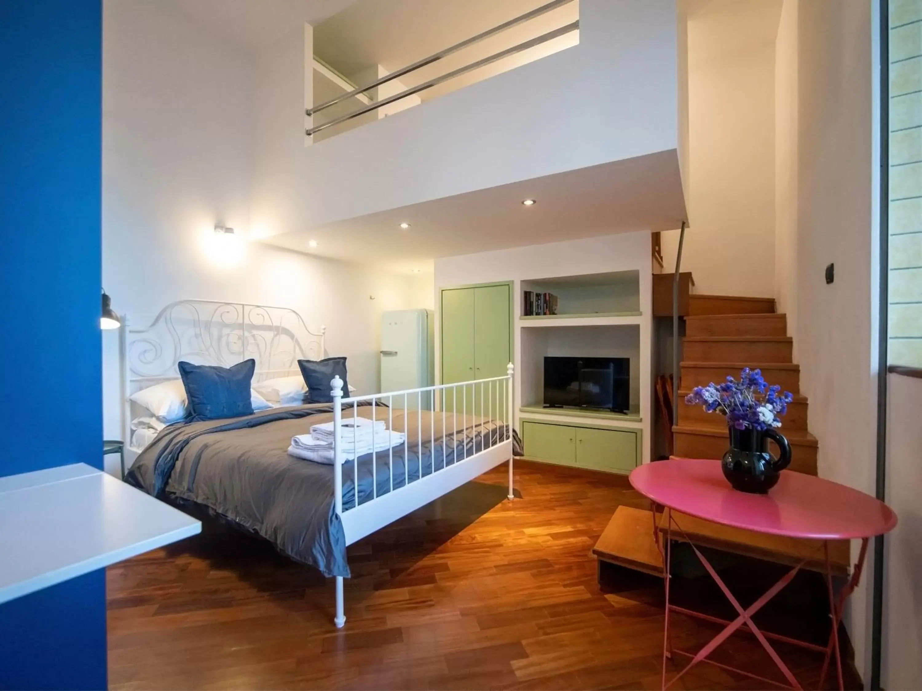 Studio - Split Level in Salotto Borbonico Studio - Split Level in Salotto Borbonico