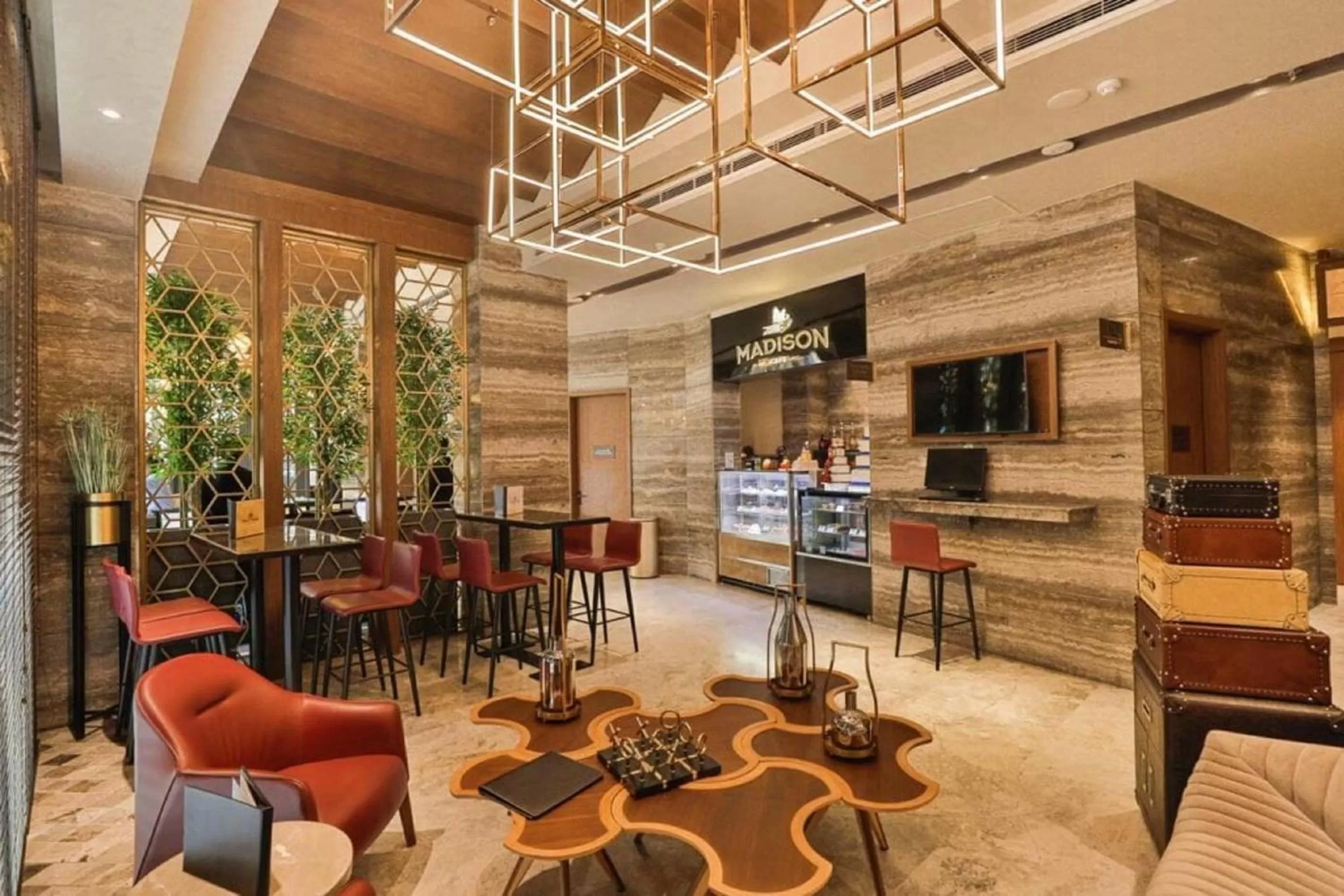 Lounge or bar in Best Western PLUS Runway