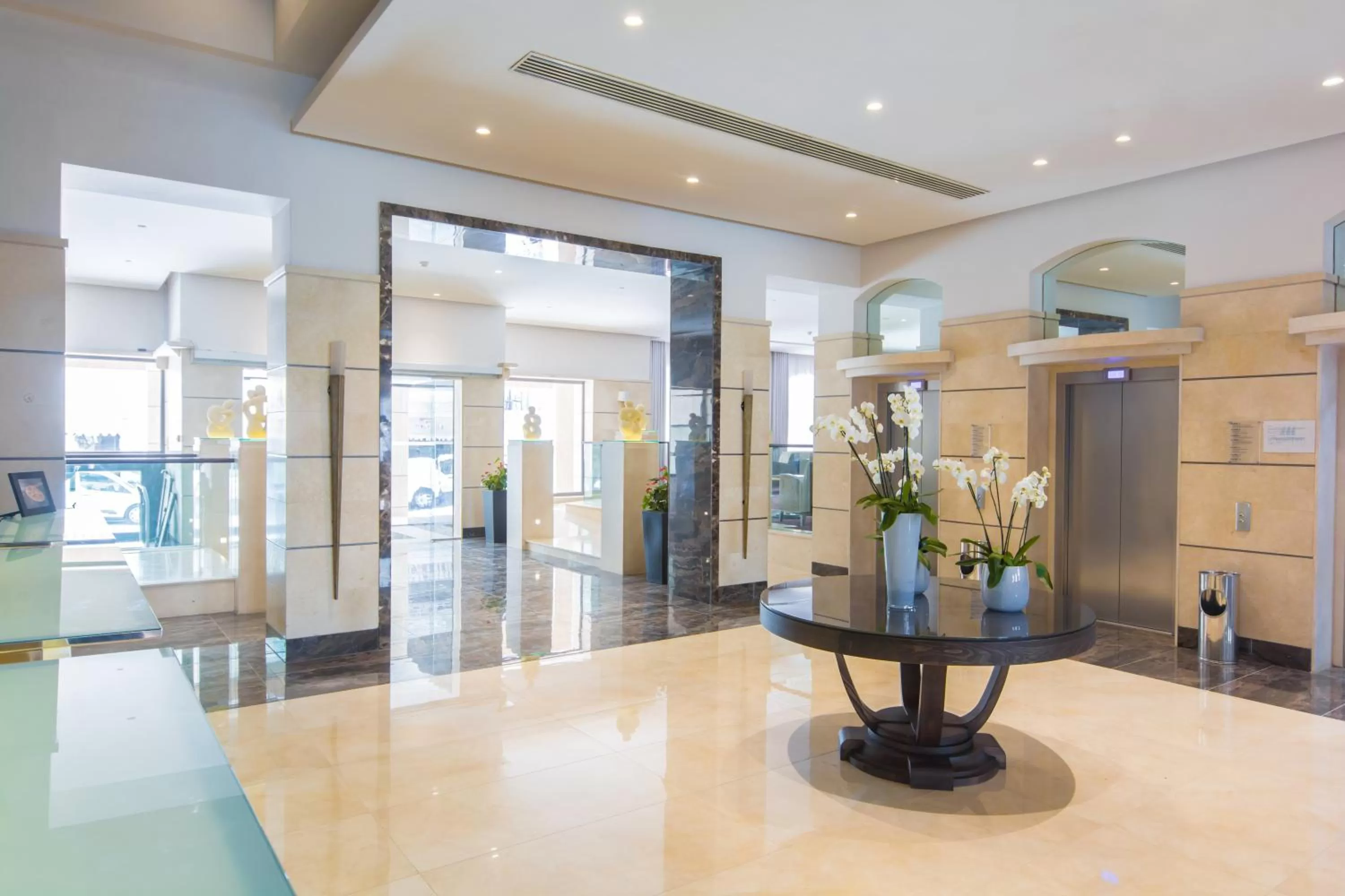 Lobby or reception in Maritim Antonine Hotel & Spa