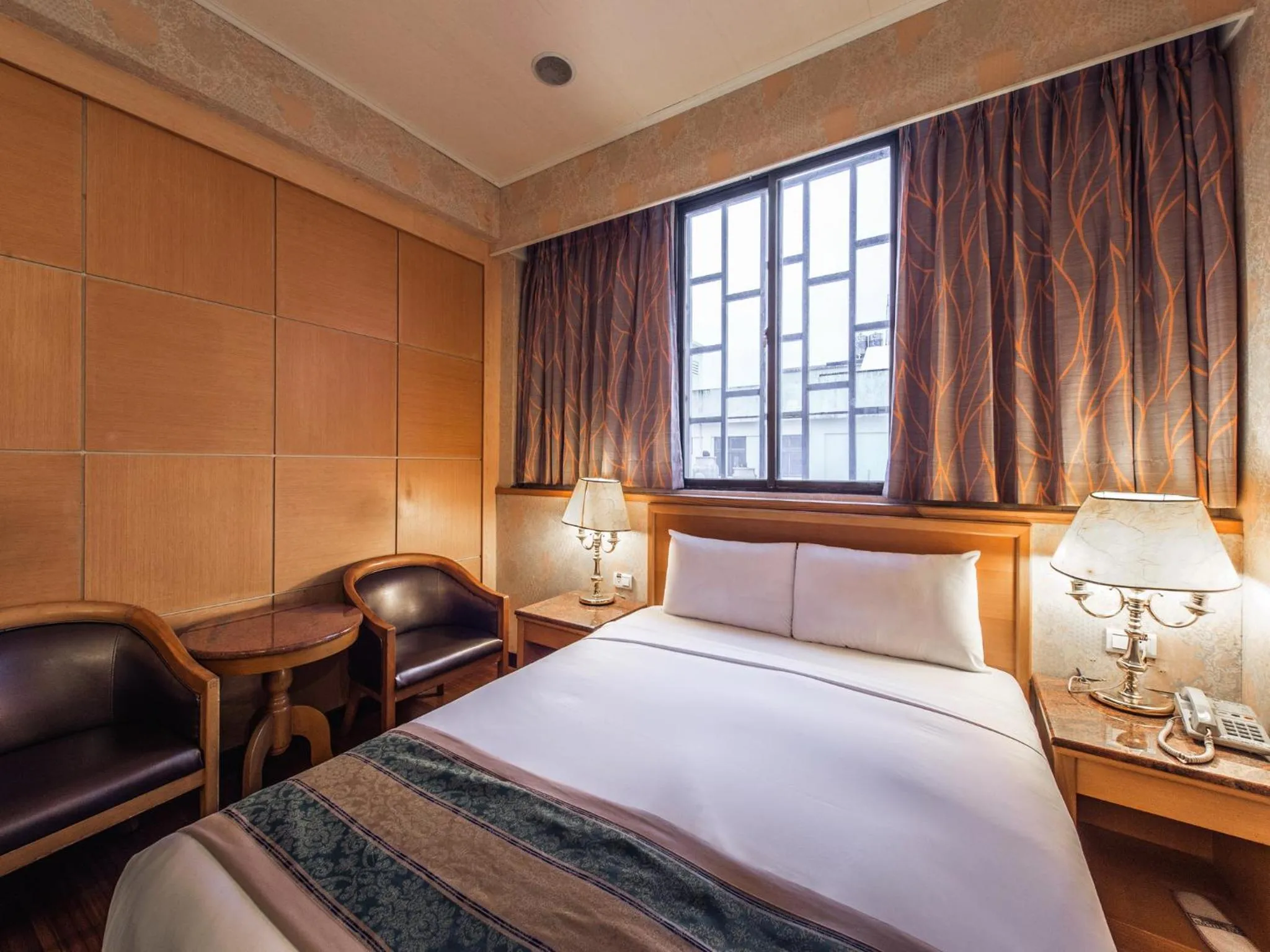 Photo of the whole room, Bed in Da Shih Hotel