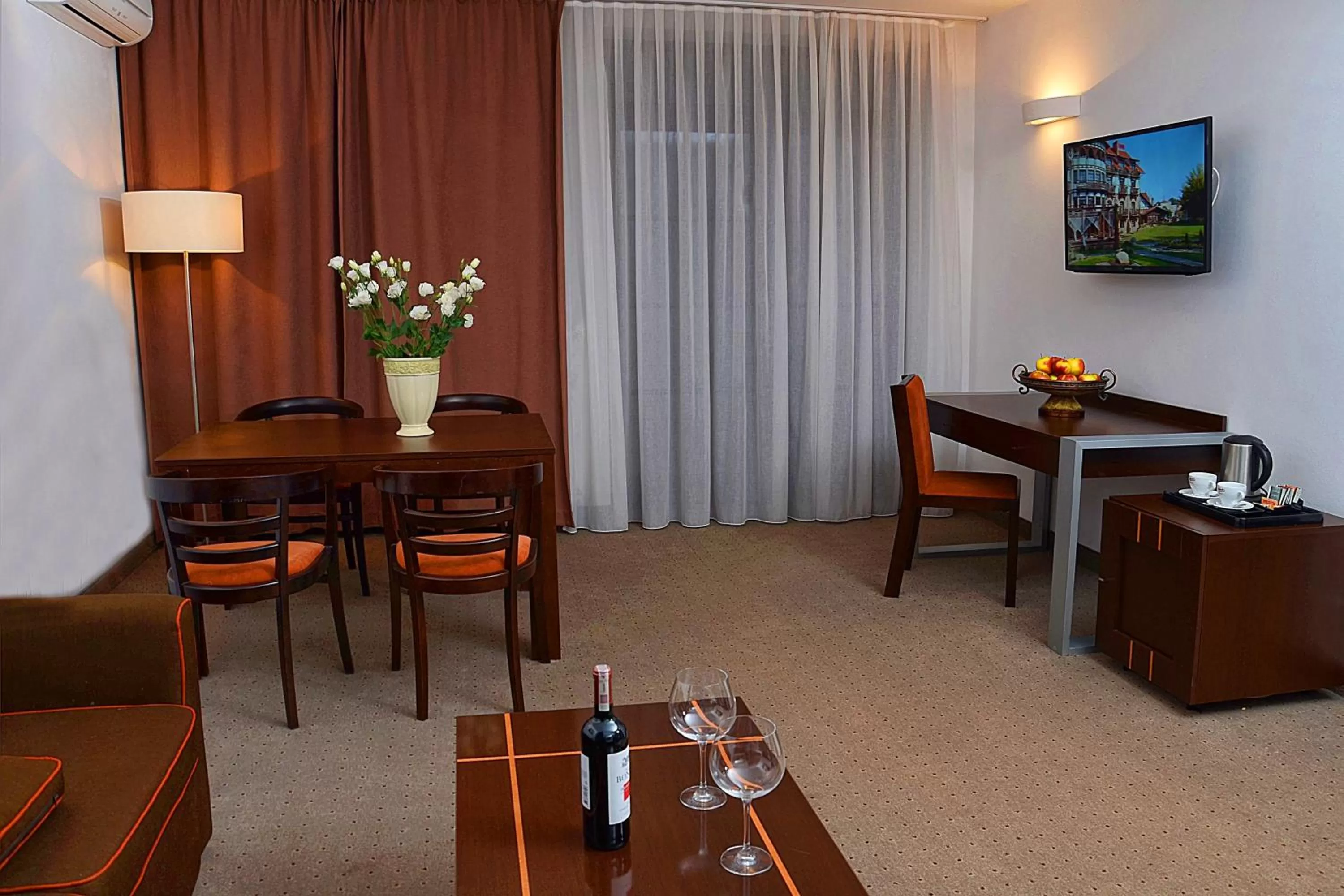 Photo of the whole room, Dining Area in Stary Tartak