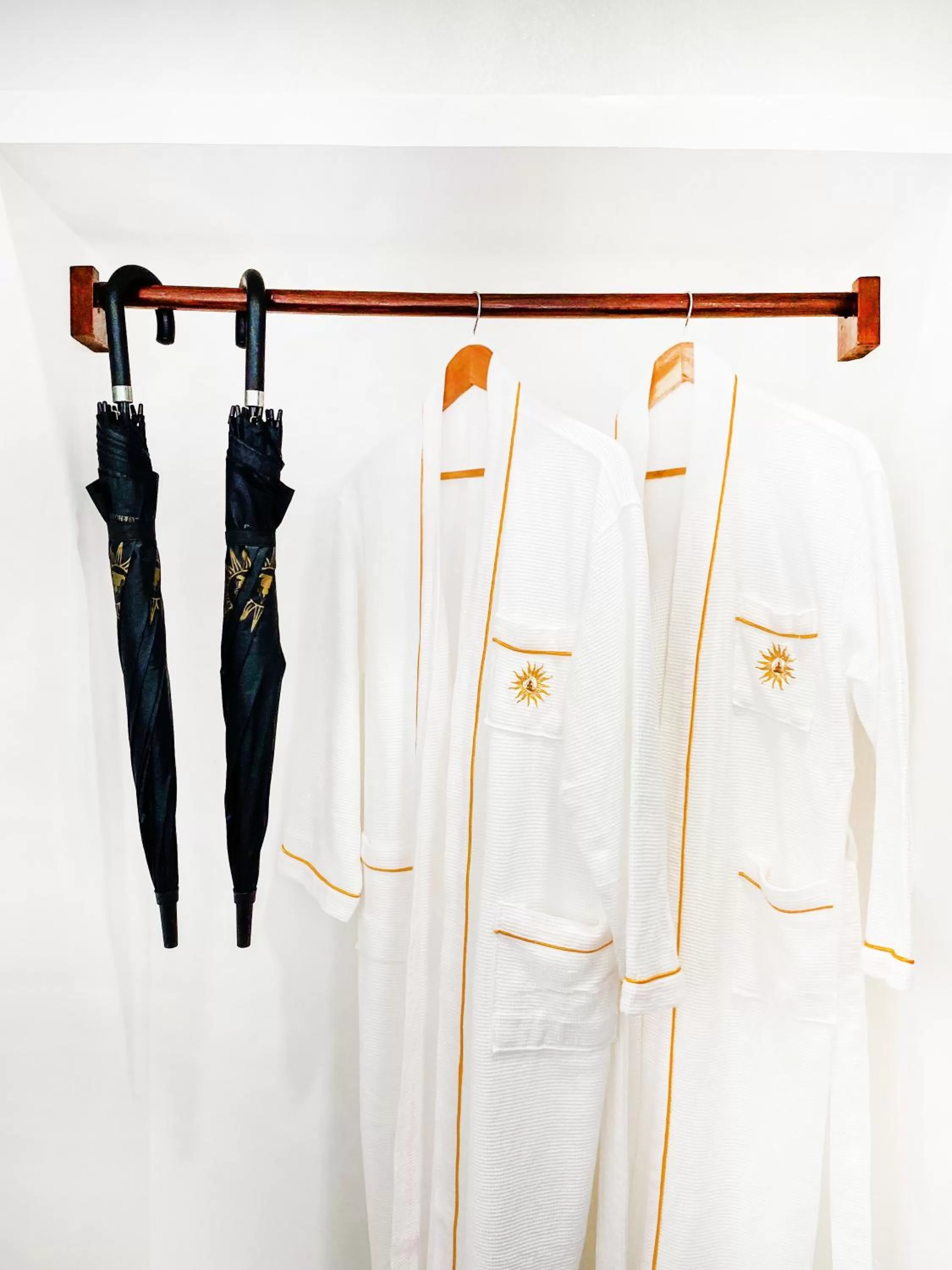 wardrobe in Carpe Diem Villas & Resort Dive & Stay resort