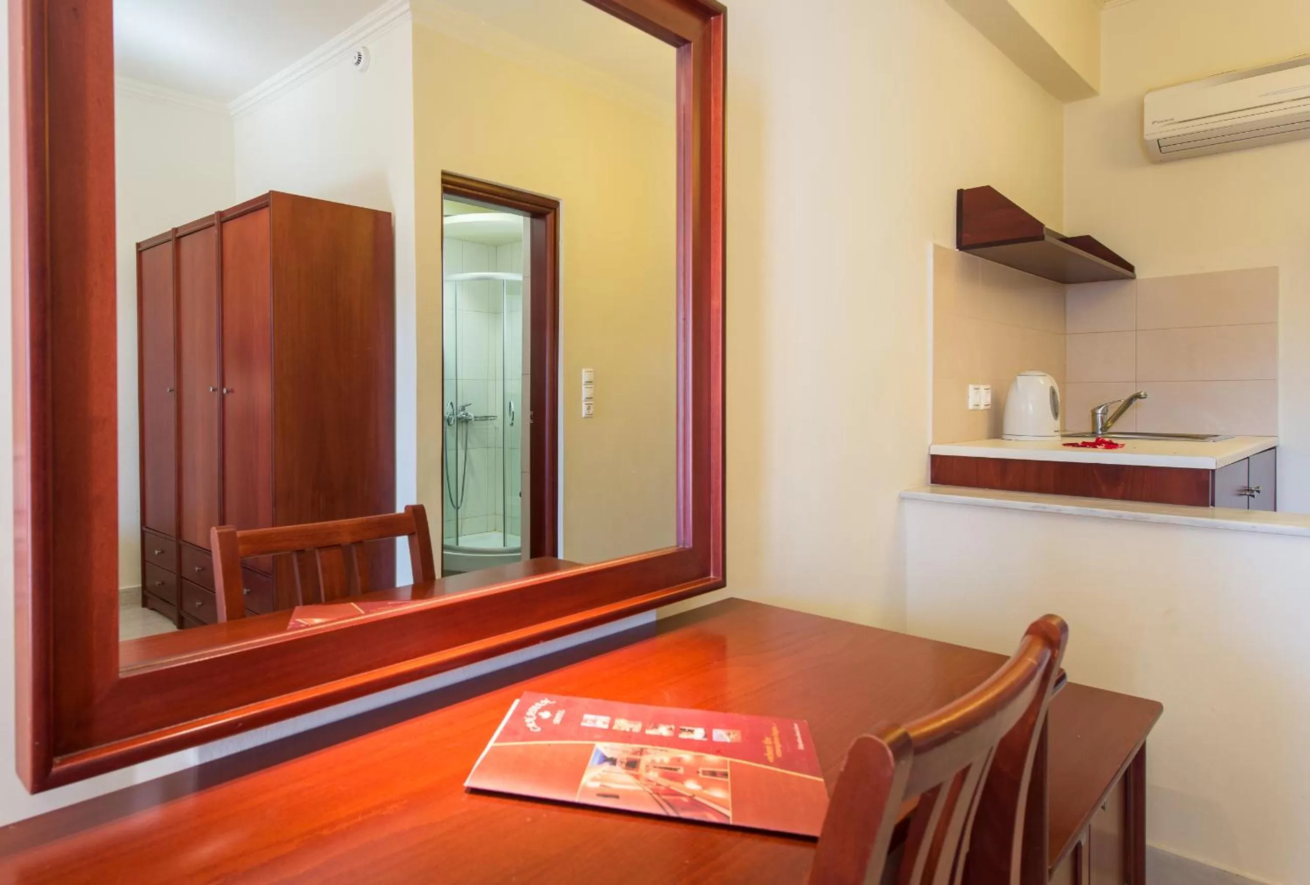 Seating area in Canadian Hotel