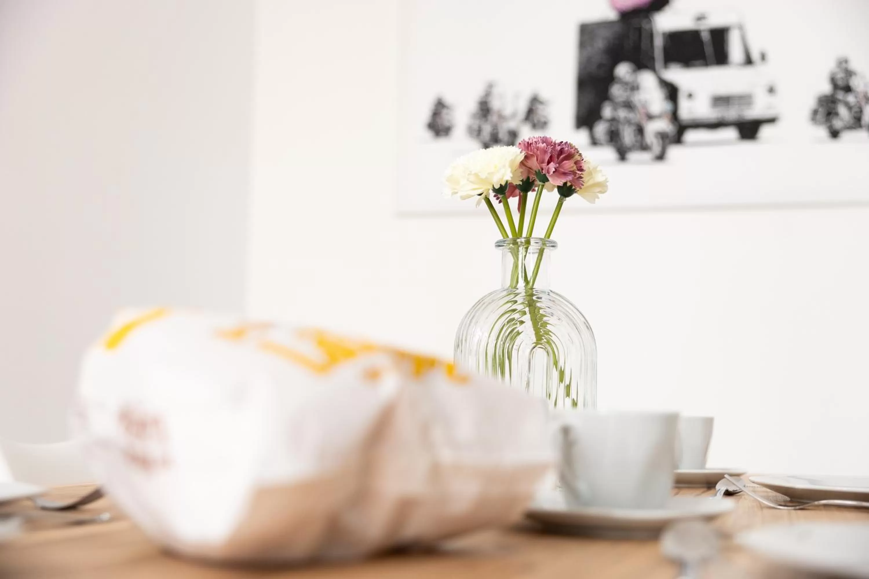 Decorative detail in Ko-Living Space an der Oper - Street Art Design Apartments