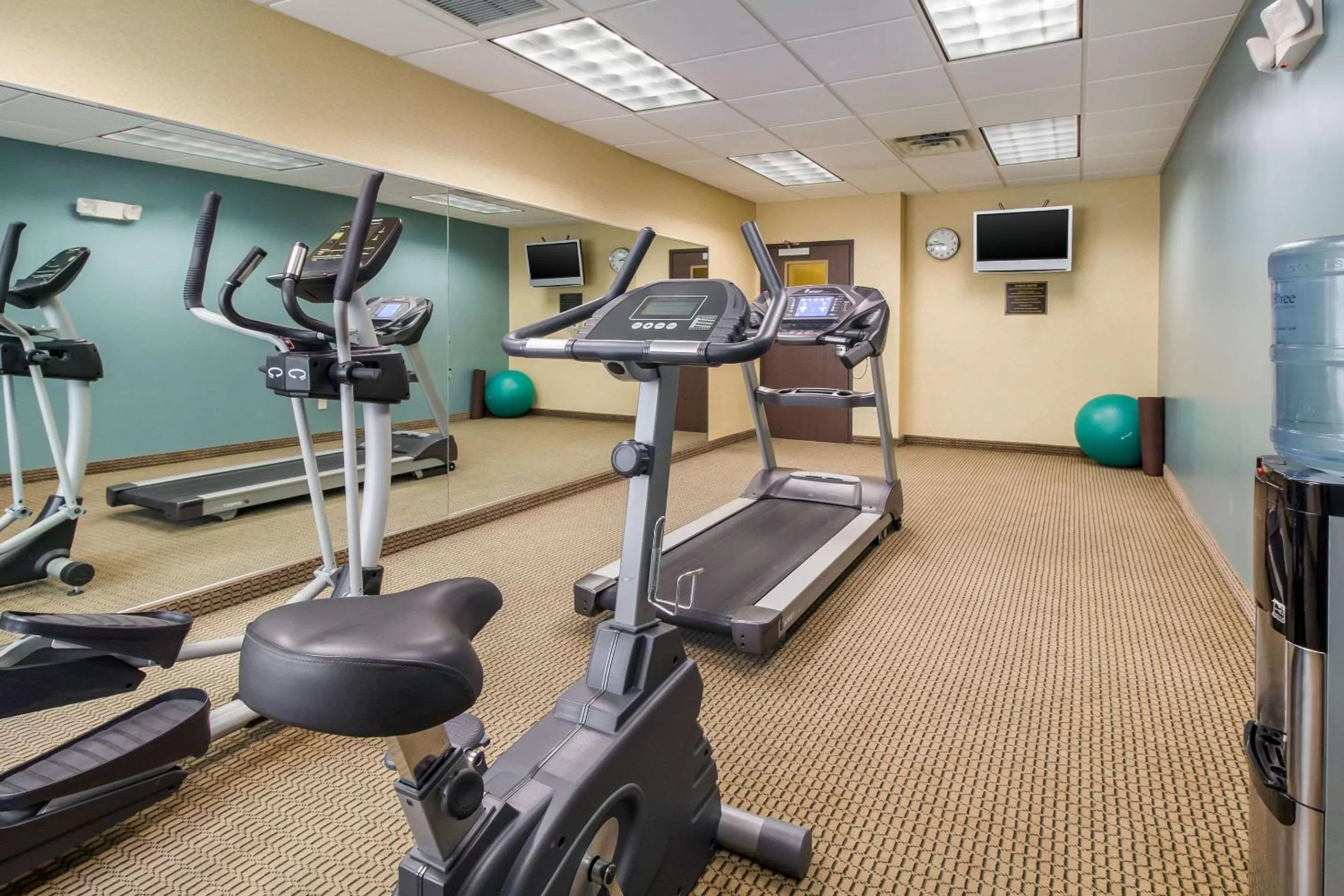 Fitness centre/facilities in Sleep Inn & Suites