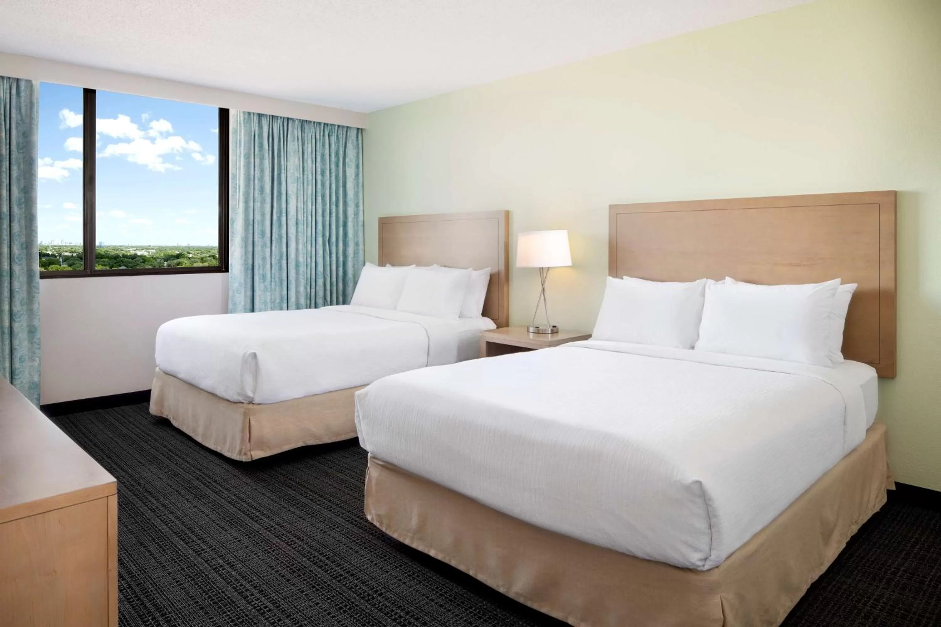 Bed in Embassy Suites by Hilton Tampa Airport Westshore