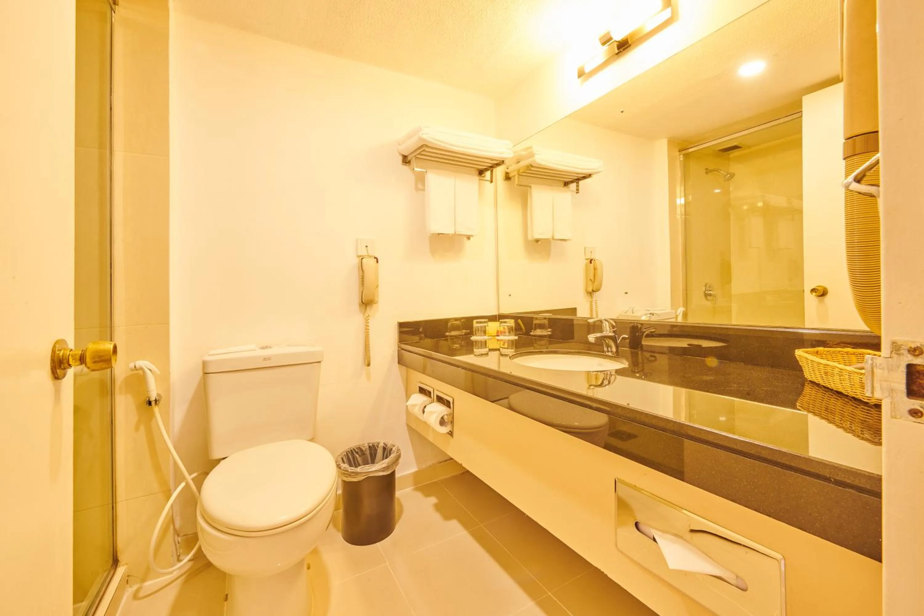 Bathroom in The Galadari Hotel