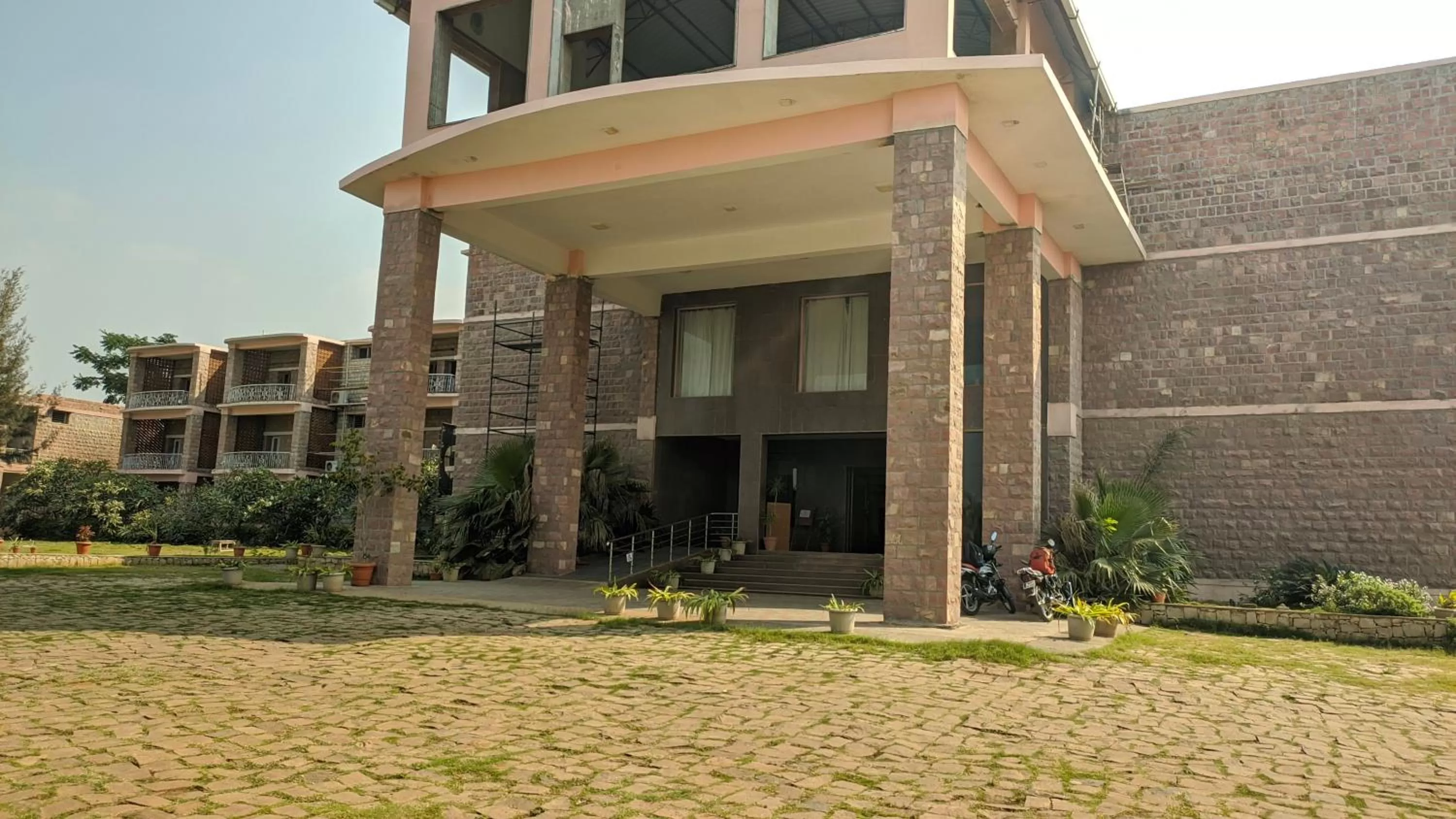 Facade/entrance in Kanthi Resorts Badami