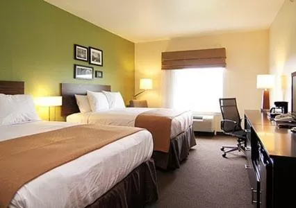 Queen Room with Two Queen Beds - Non-Smoking in Sleep Inn & Suites Round Rock - Austin North