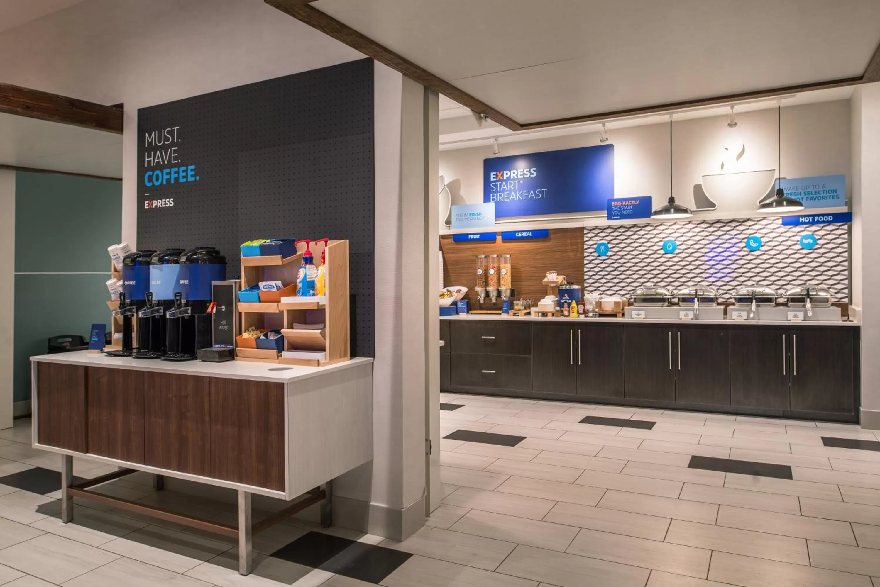 Breakfast in Holiday Inn Express & Suites Farmville by IHG