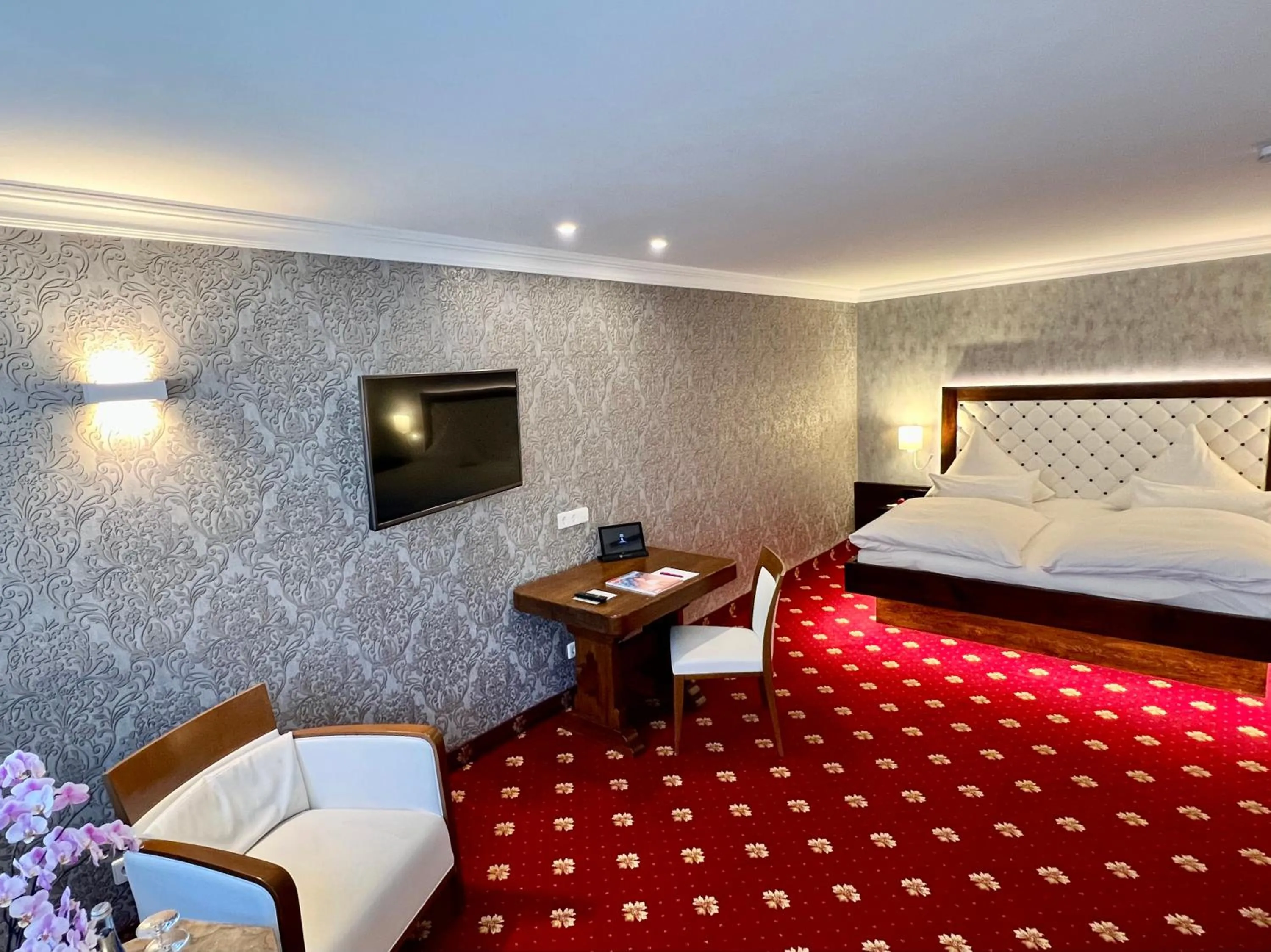 Living room, Bed in Zur Weinsteige