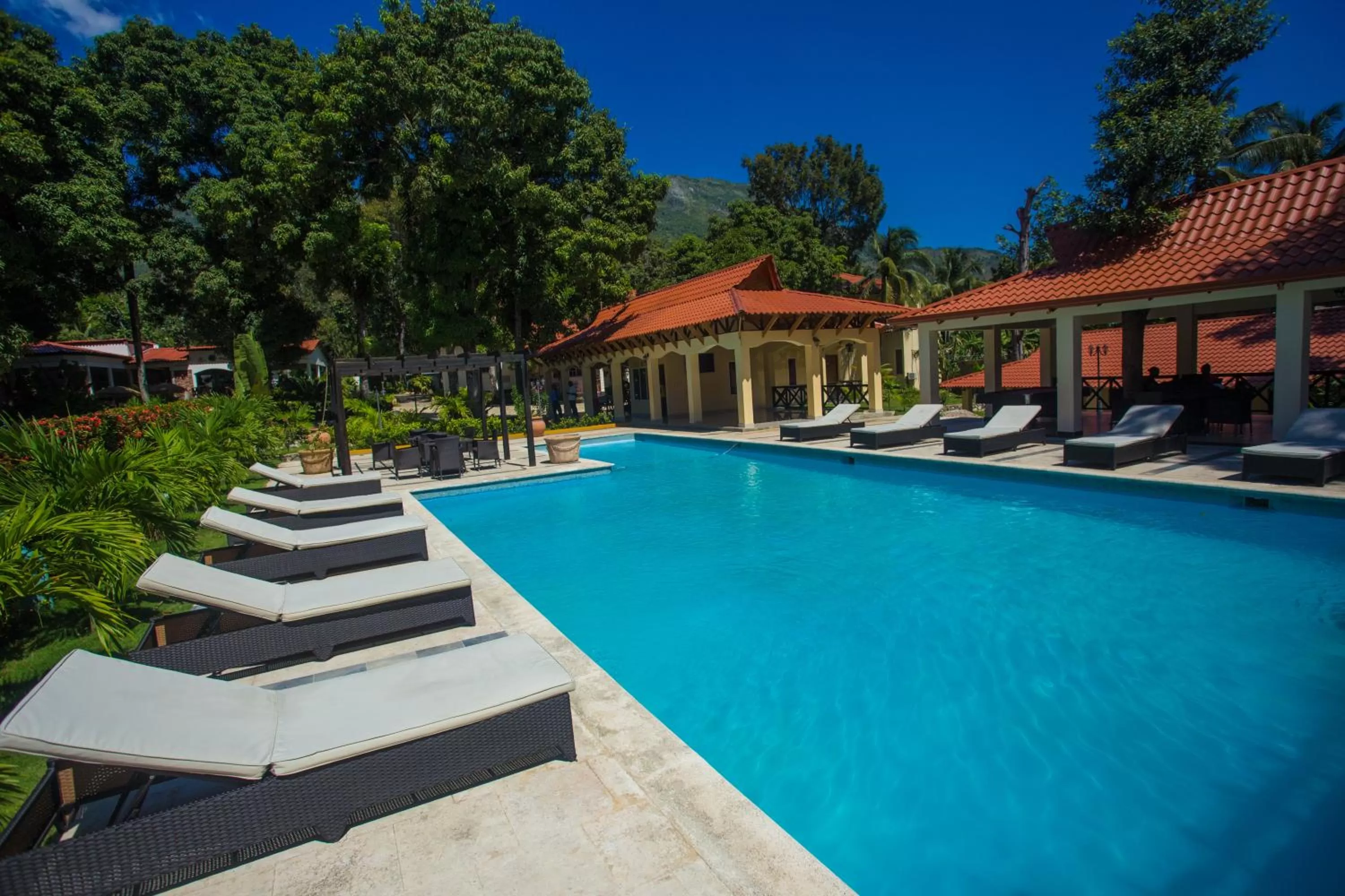 Swimming pool in Auberge Villa Cana