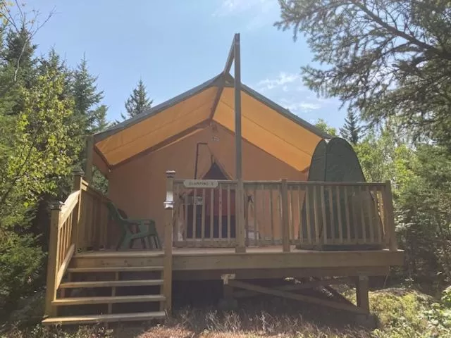 Safari Tent 3 in Dominion Hill Country Inn