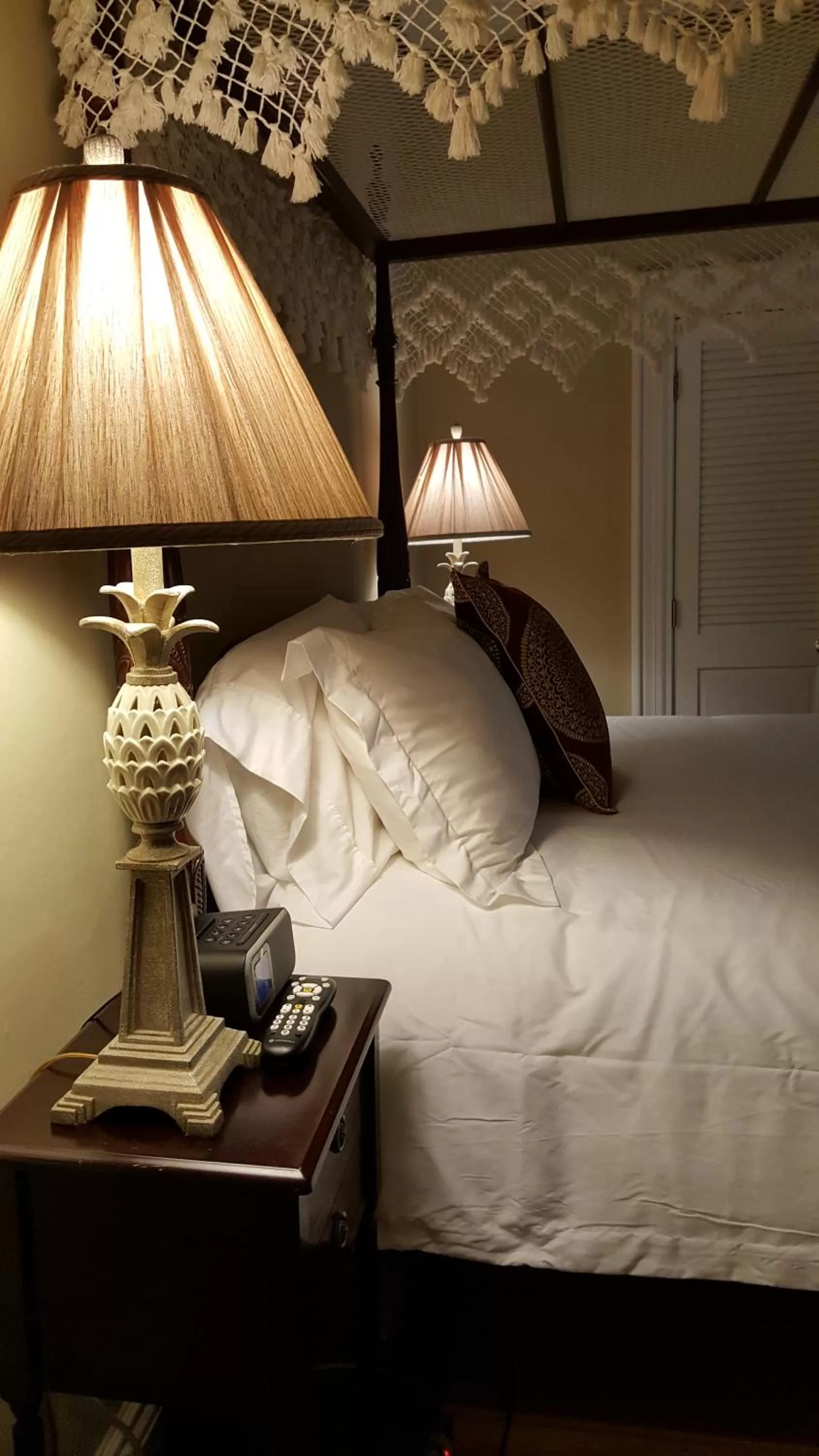 Bed in Blackberry Inn