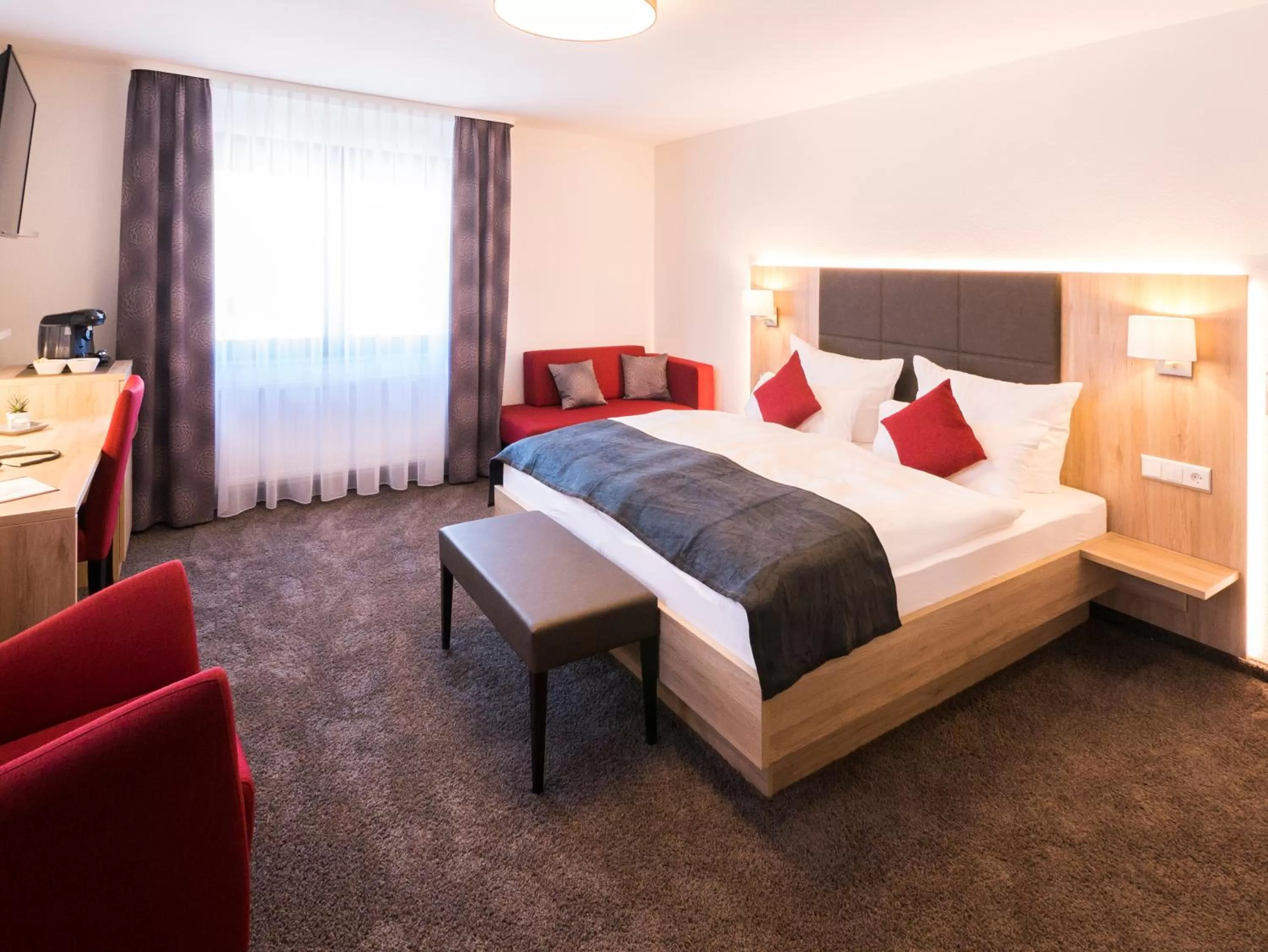 Photo of the whole room, Bed in Hotel Restaurant Schiff