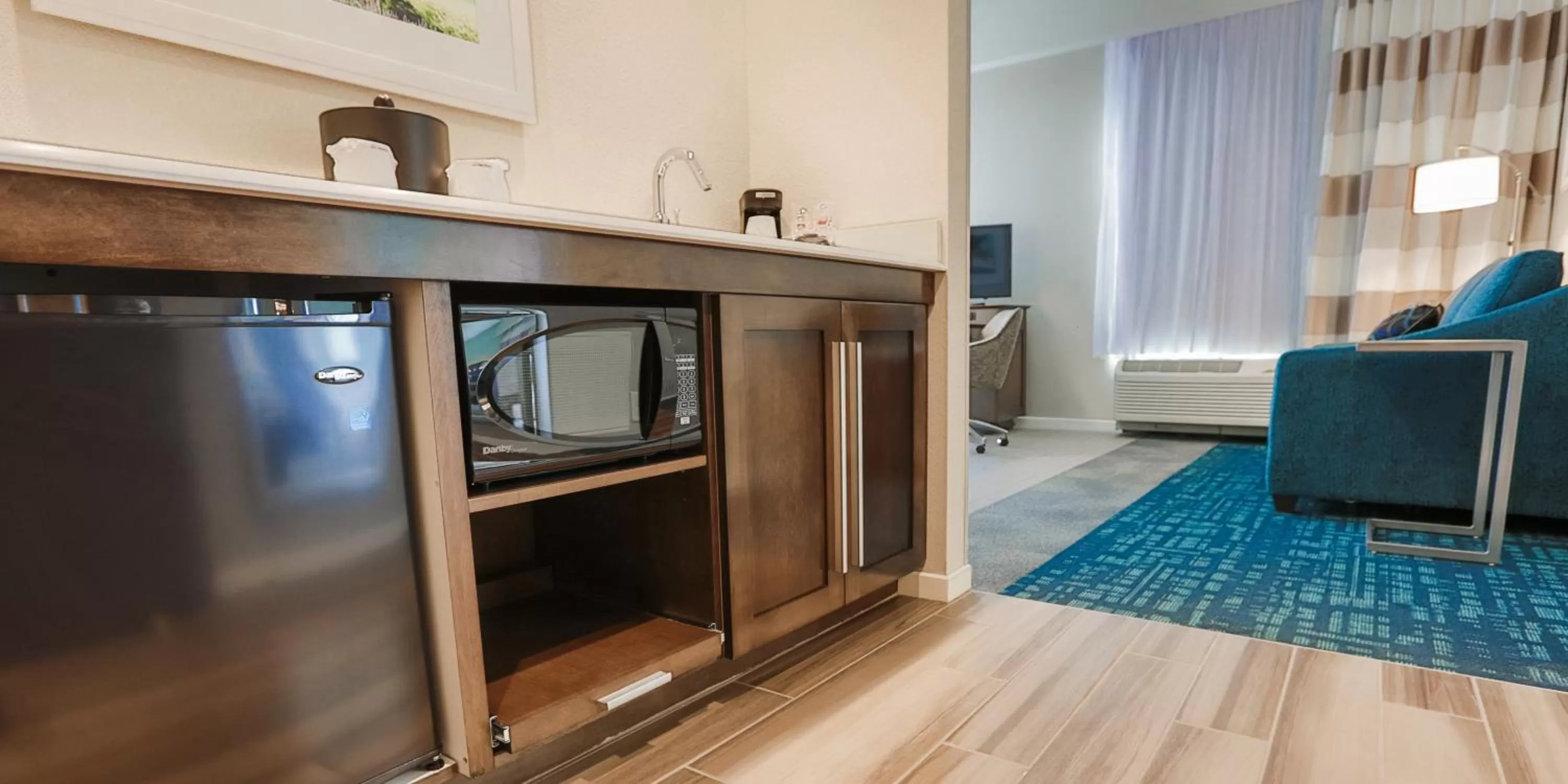 minibar in Hampton Inn & Suites Charlotte/Ballantyne, Nc