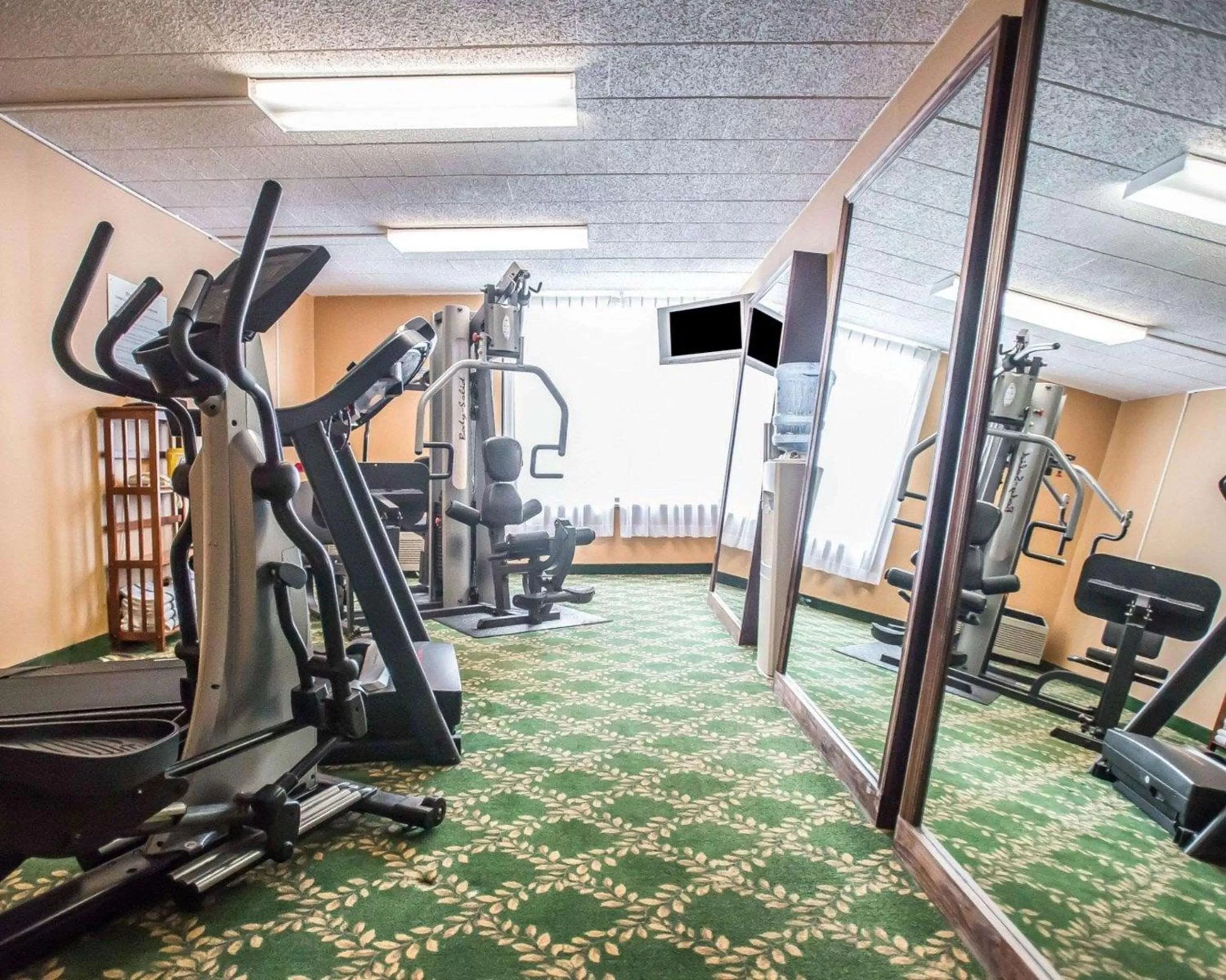 Fitness centre/facilities in Quality Inn Mill Hall - Lamar