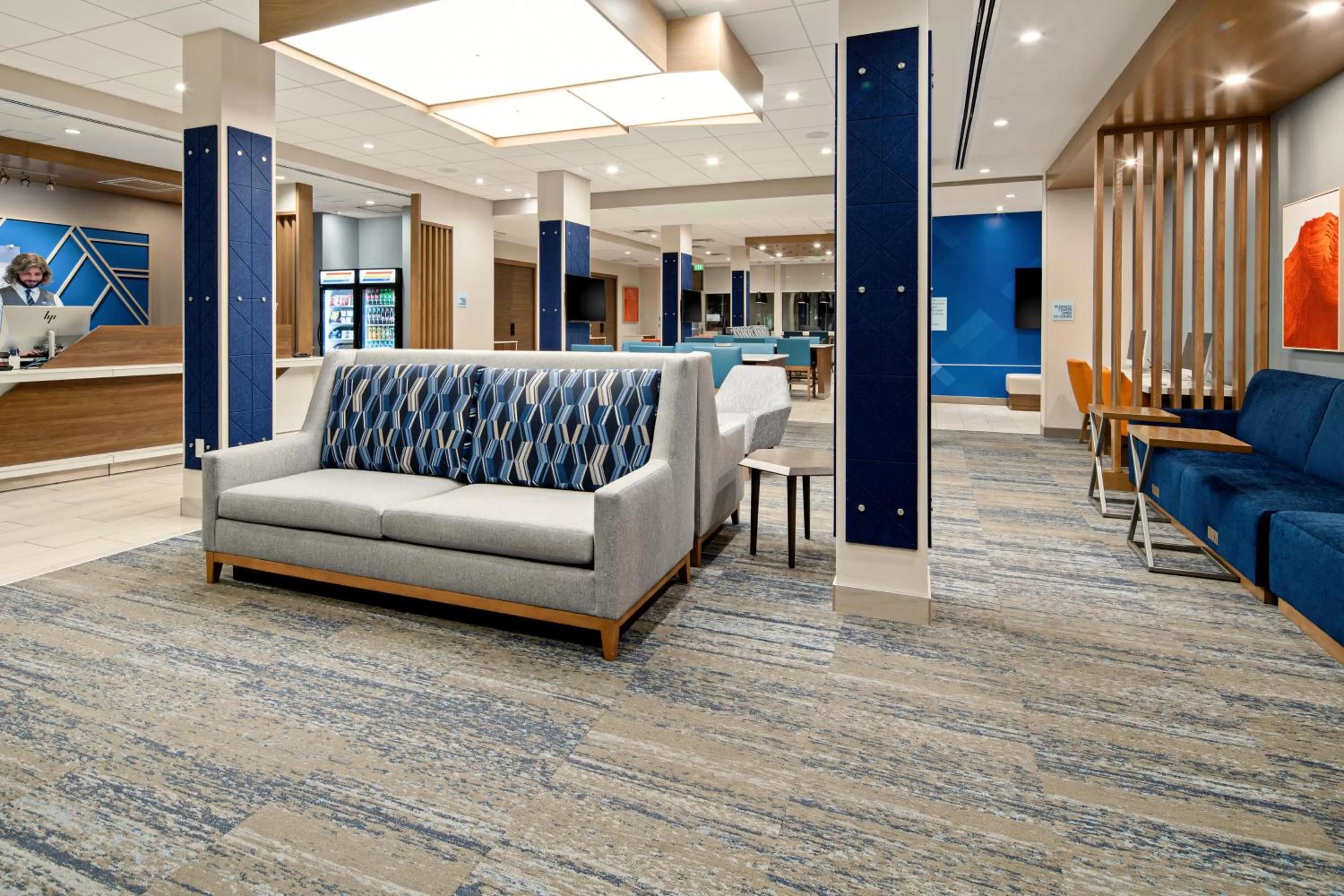 Holiday Inn Express & Suites Palm Desert - Millennium by IHG