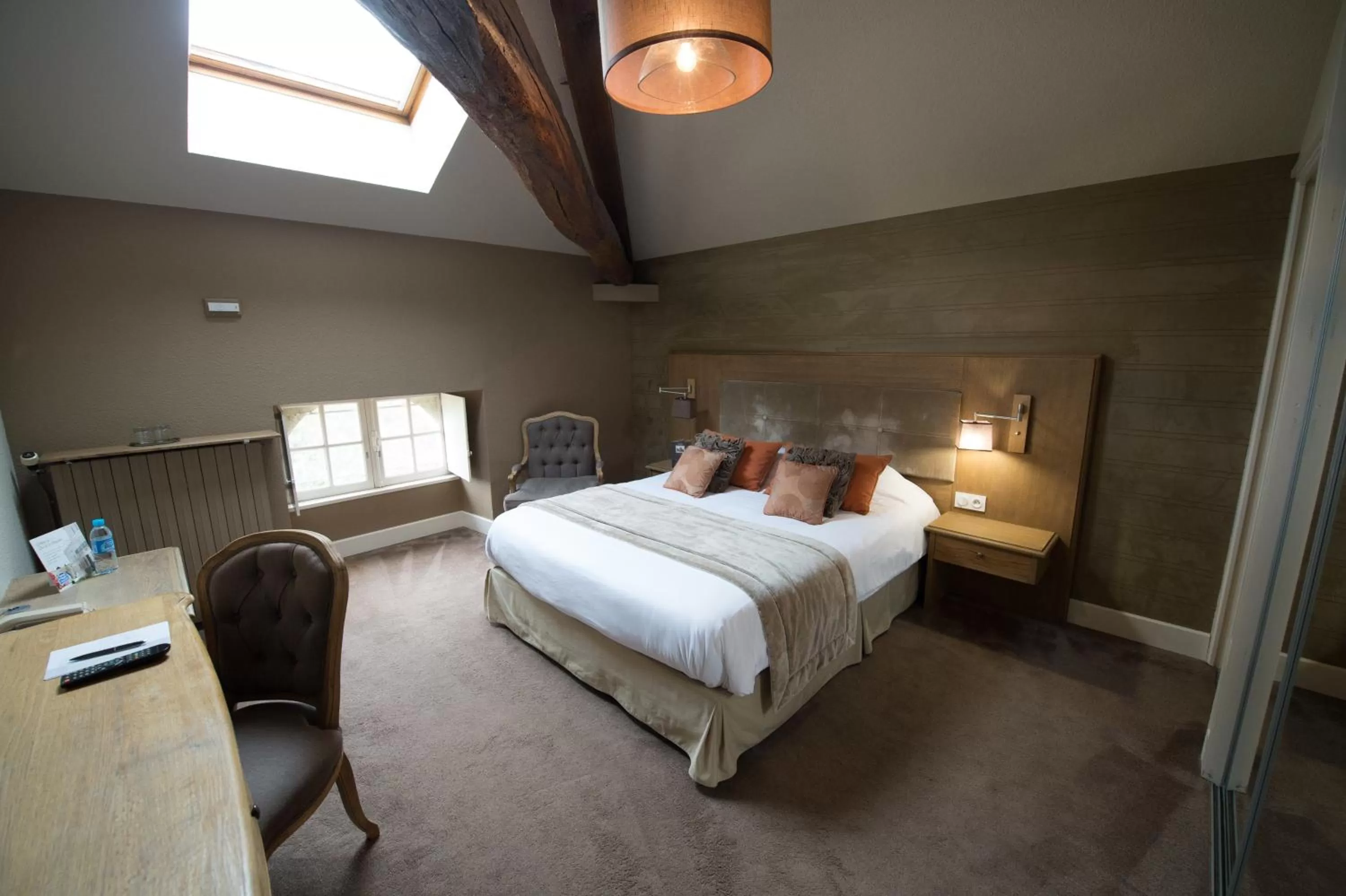 Comfort Double Room - Castle (no elevator) in Chateau du Clos de la Ribaudiere - Teritoria