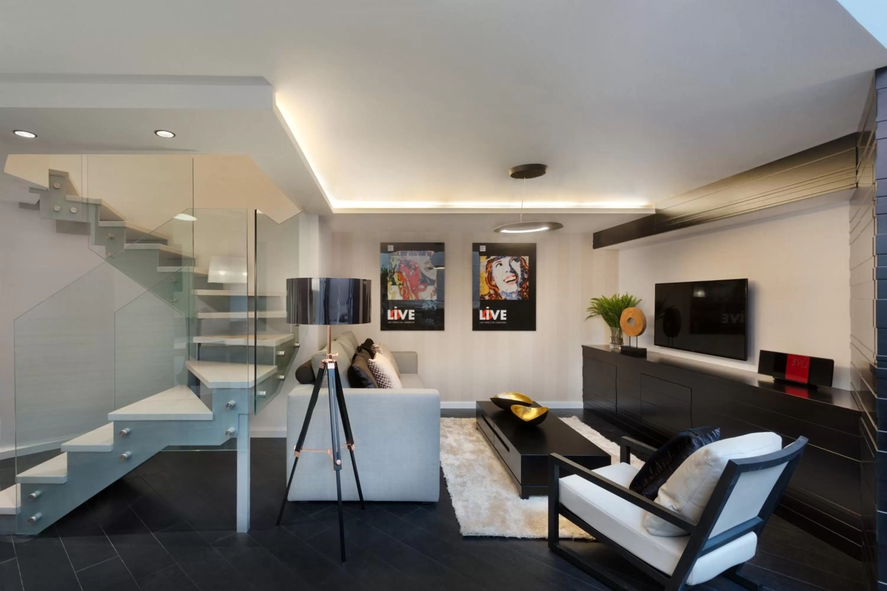 Seating area in 21st Floor Hotel