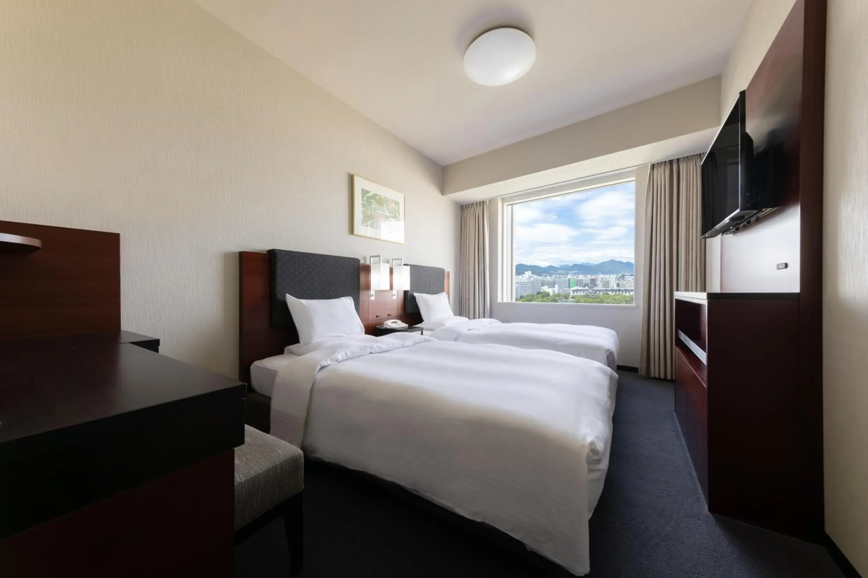 Standard Twin Room for Single Use 22㎡ - Non-Smoking in Rihga Royal Hotel Hiroshima Standard Twin Room for Single Use 22㎡ - Non-Smoking in Rihga Royal Hotel Hiroshima