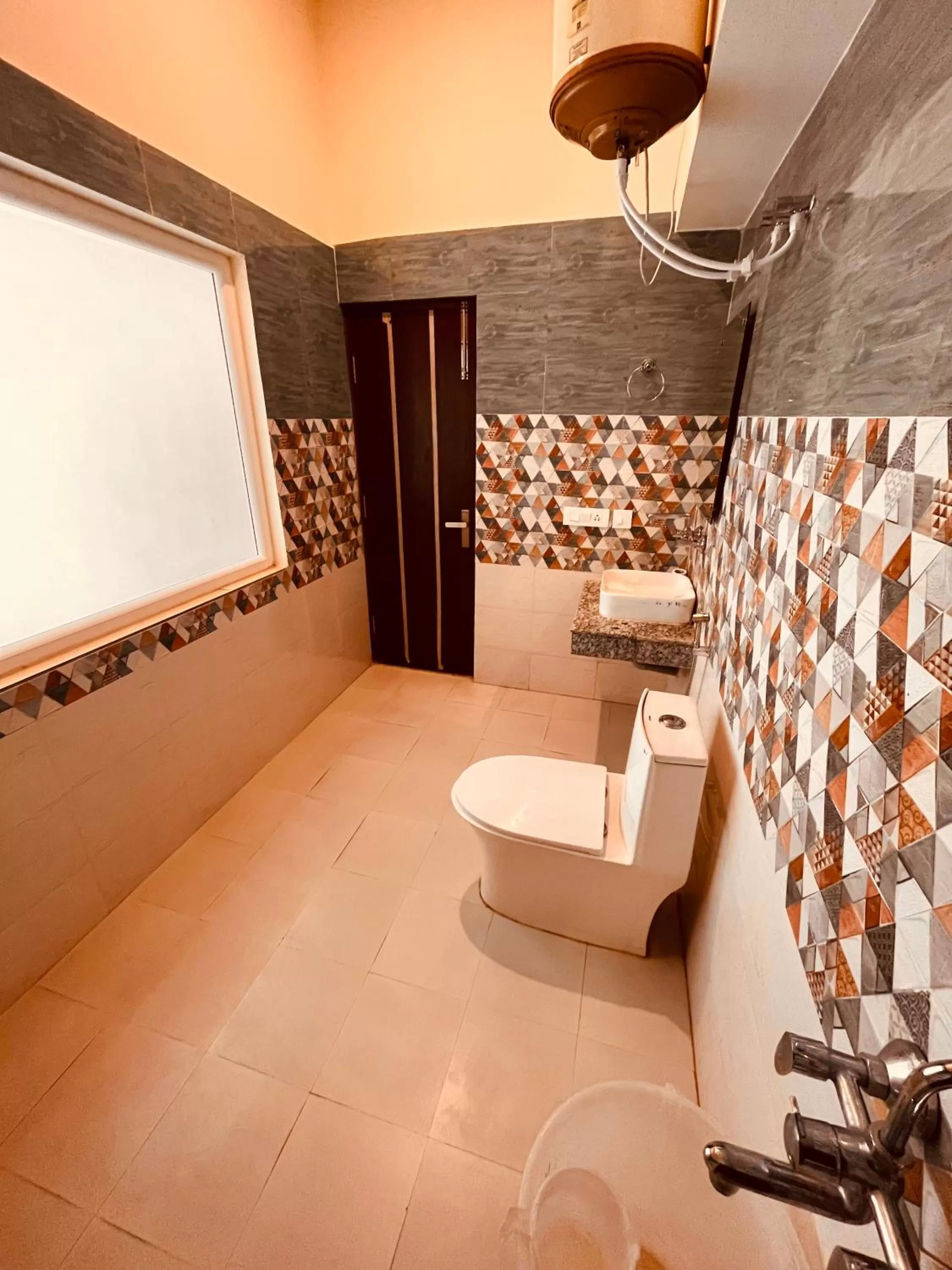 Bathroom in The Kempty Fall Resort, Mussoorie