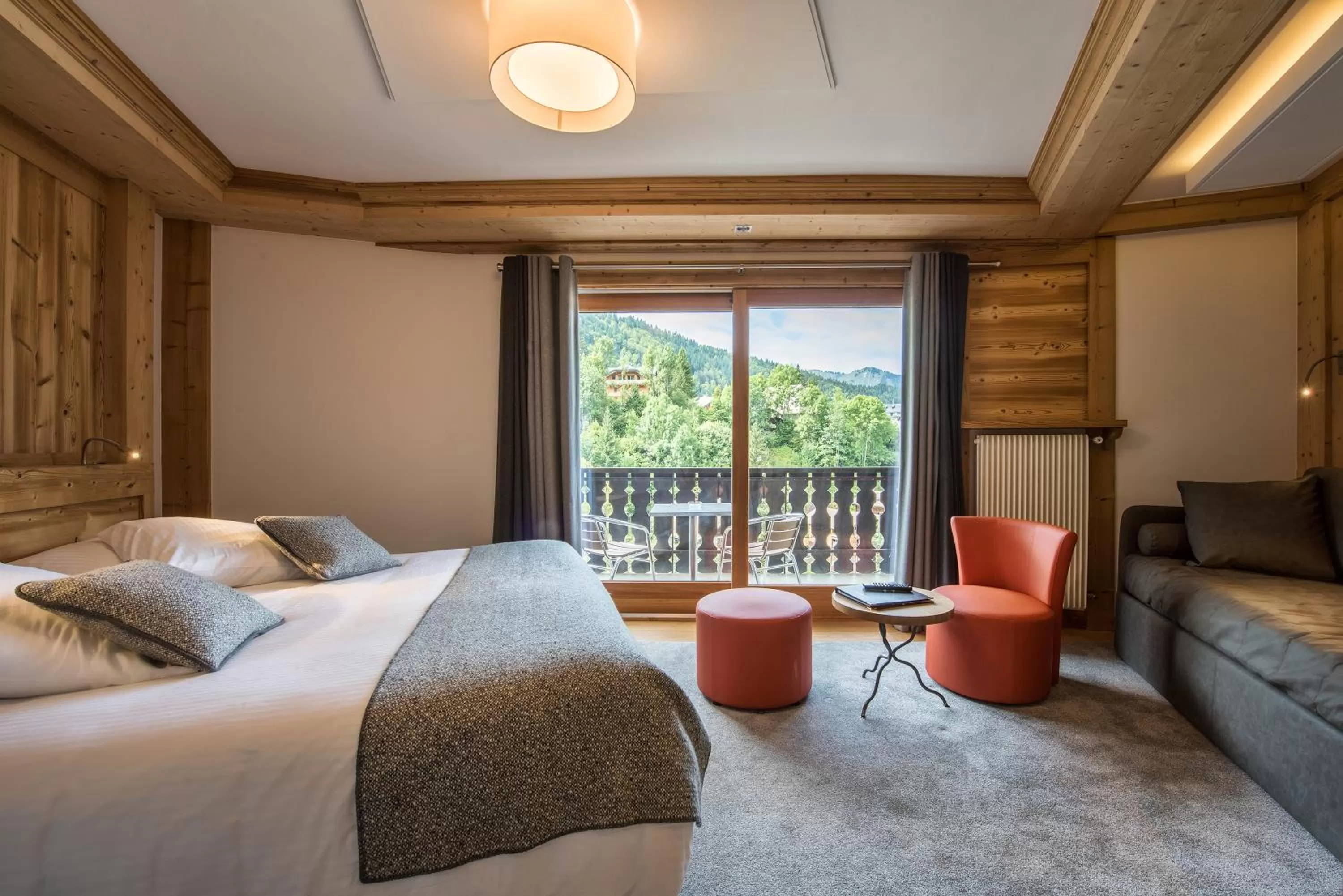 Bedroom, Bed in Hotel le Petit Dru