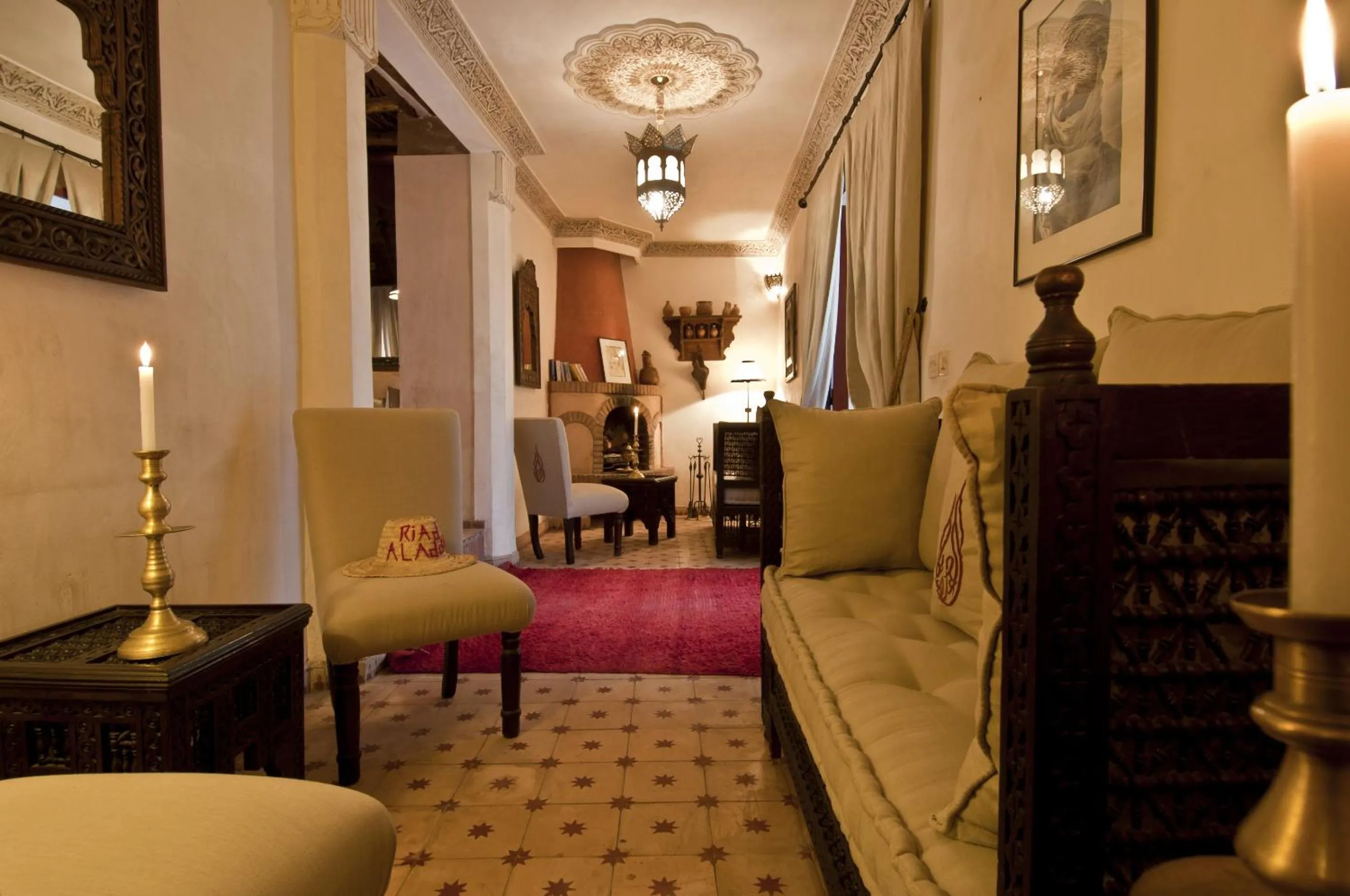Lounge or bar in Riad Aladdin - FERME