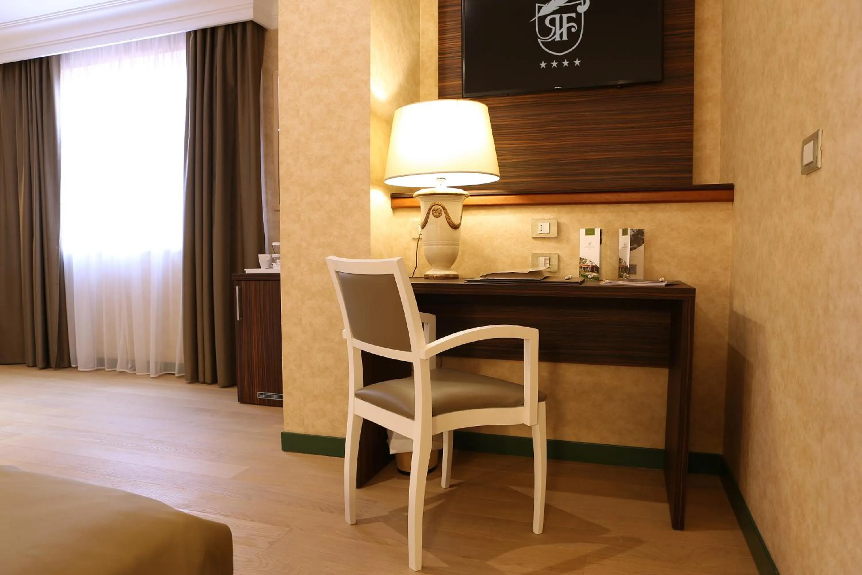 TV and multimedia, Bed in Relais La Fattoria