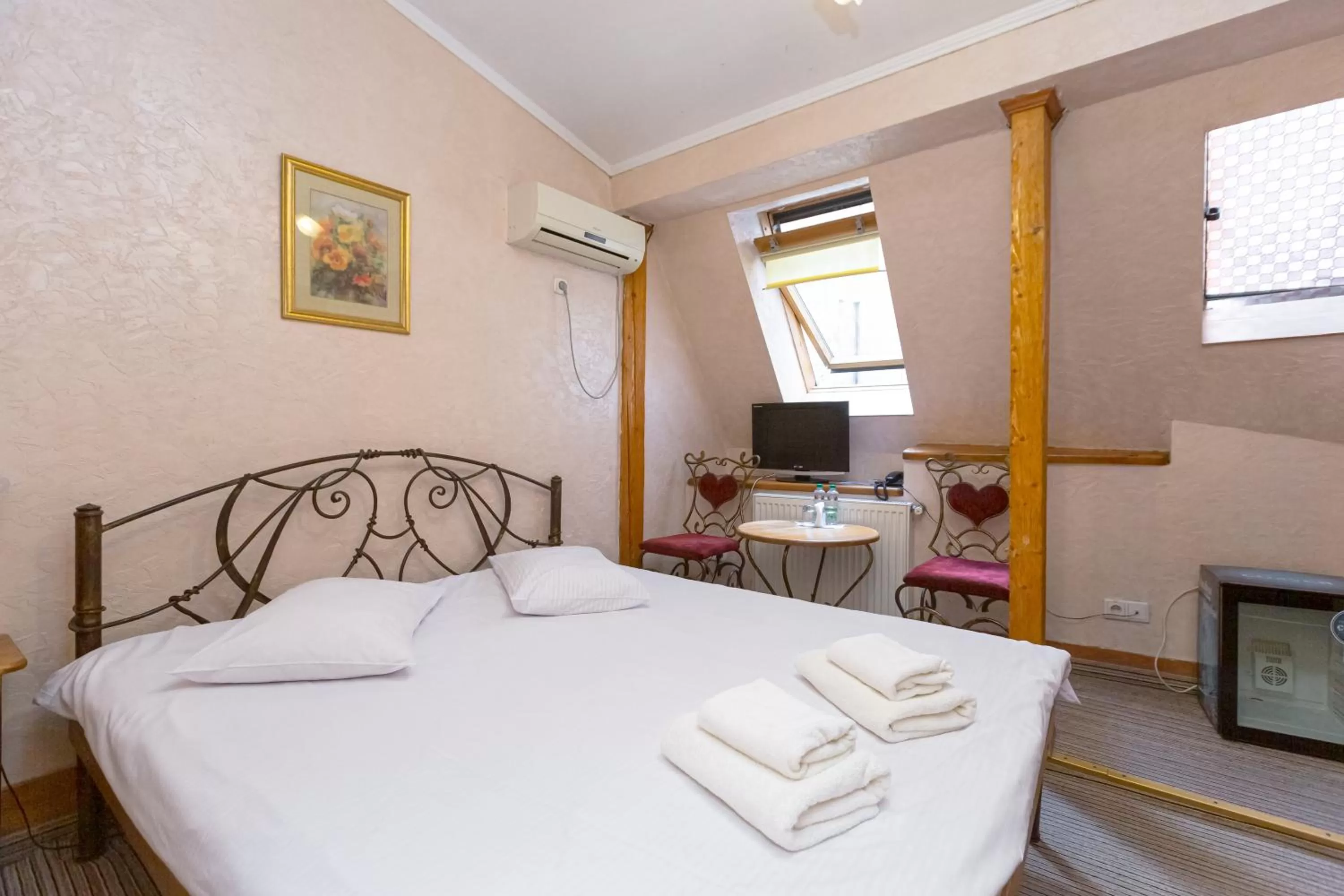 Bed in Staryi Krakiv