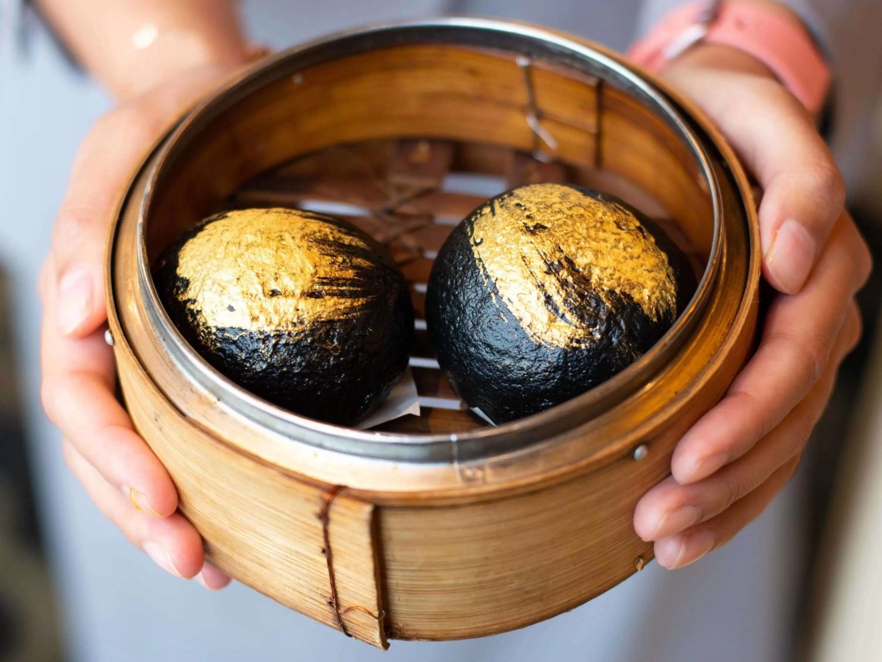 Restaurant/places to eat in Swissotel Bangkok Ratchada