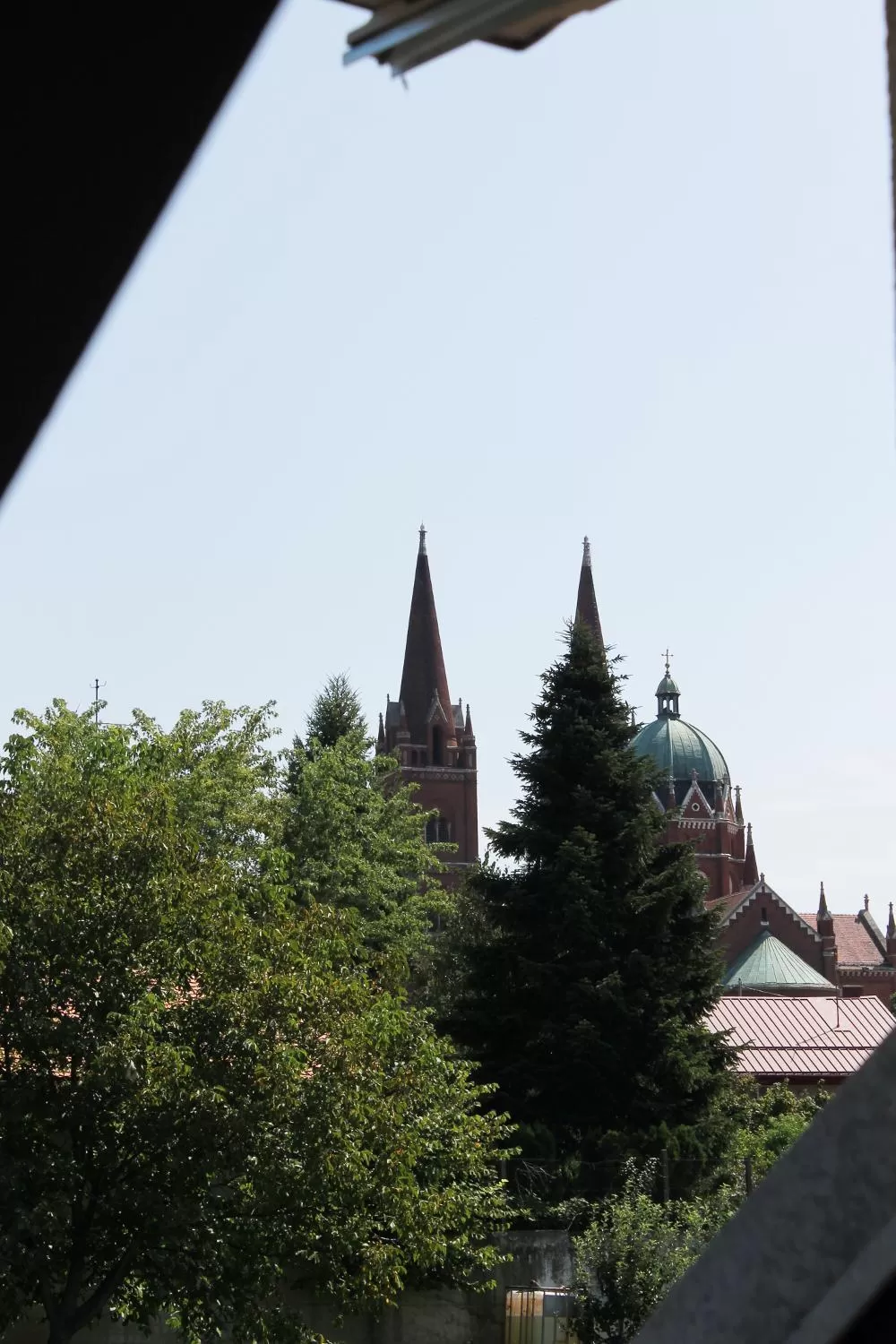 Property Building in B&B Laguna