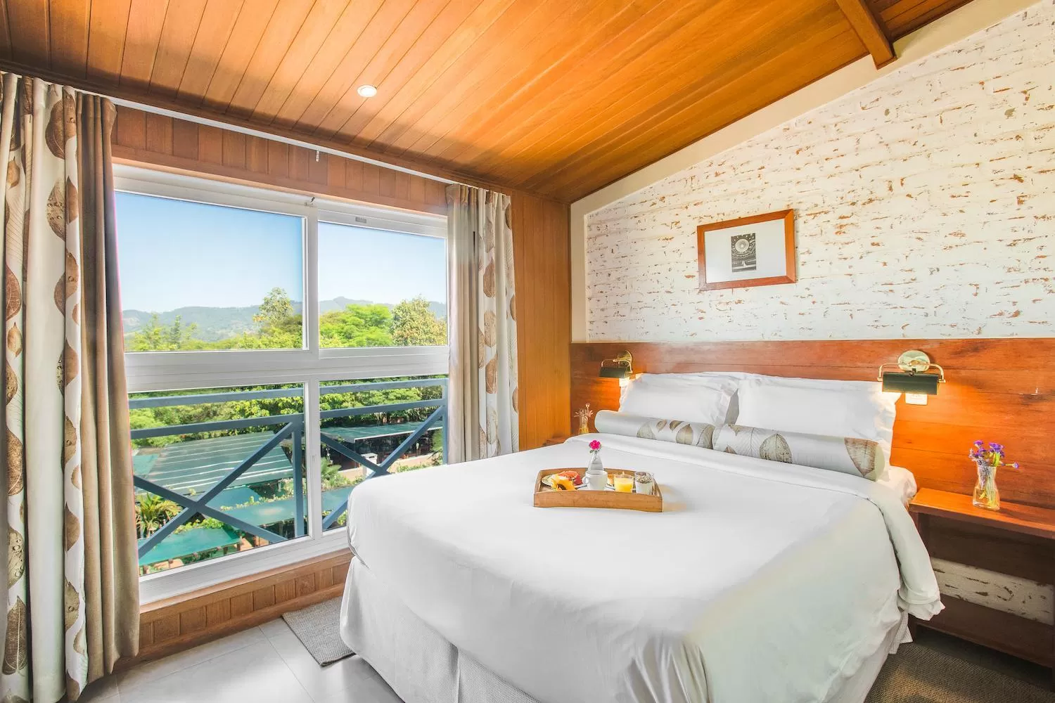 Bed in Hotel Villa Lobos Spa Romantik