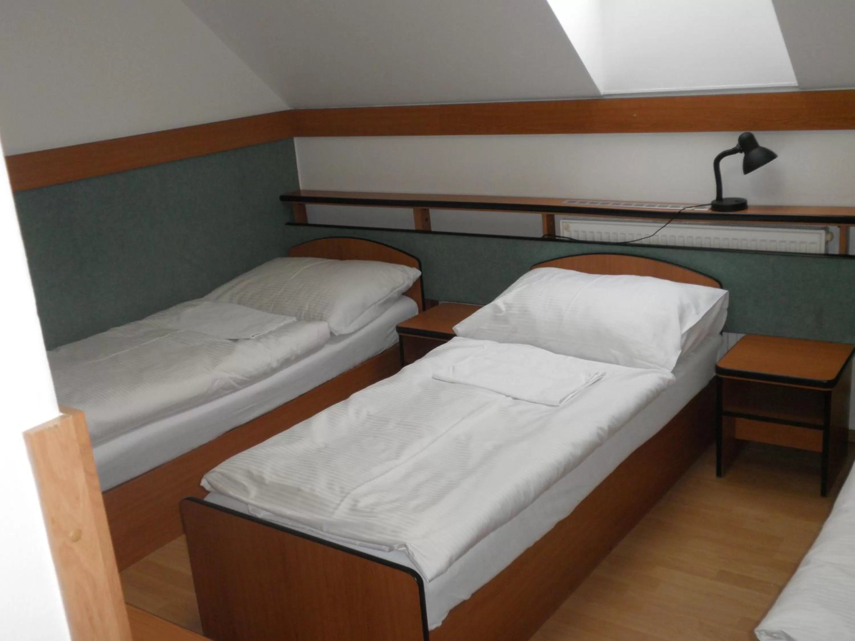 Photo of the whole room, Bed in Hotel Le Café