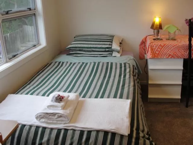 Bedroom, Bed in Leigh Panorama B&B