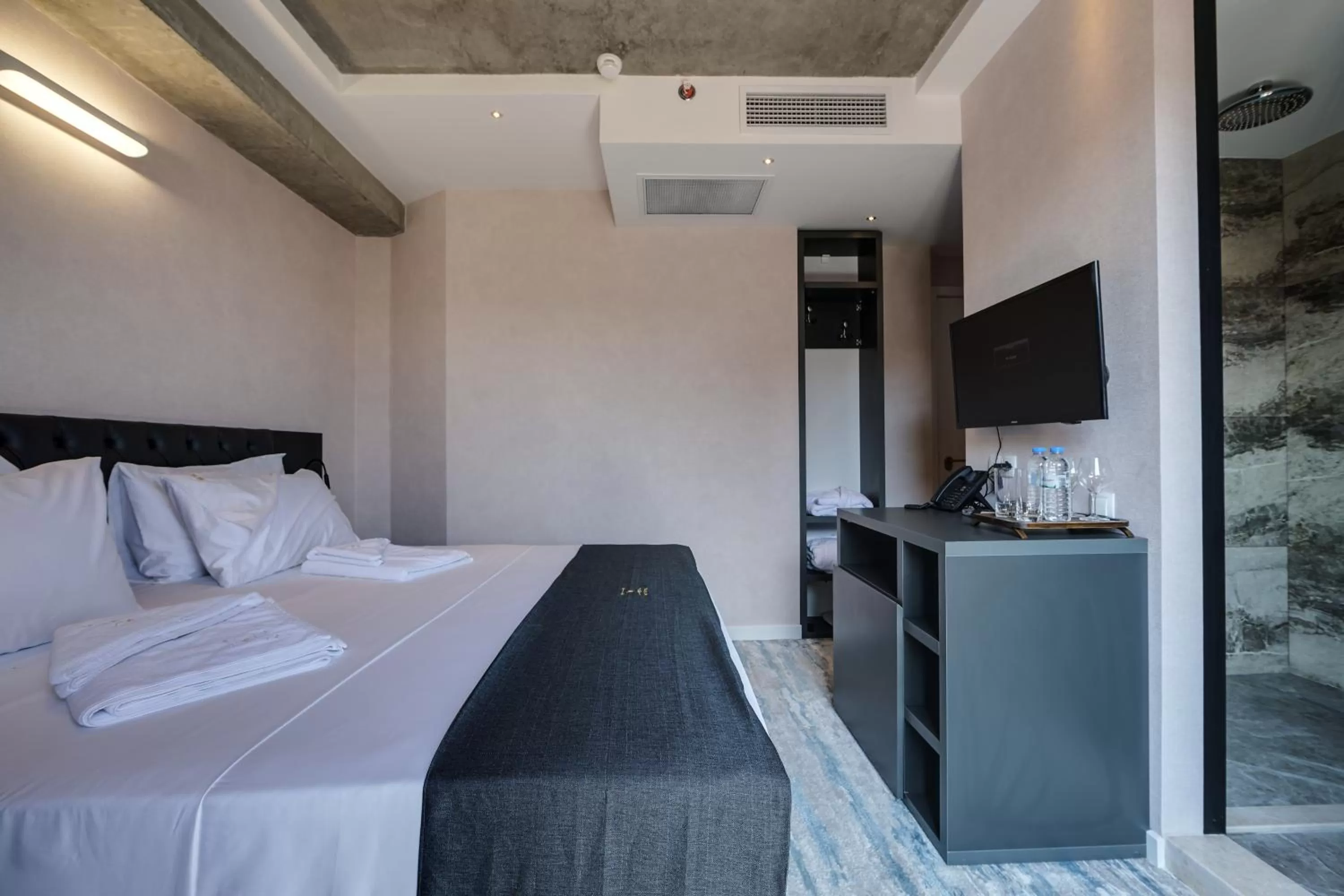 Bed in Mit Hotel Tbilisi