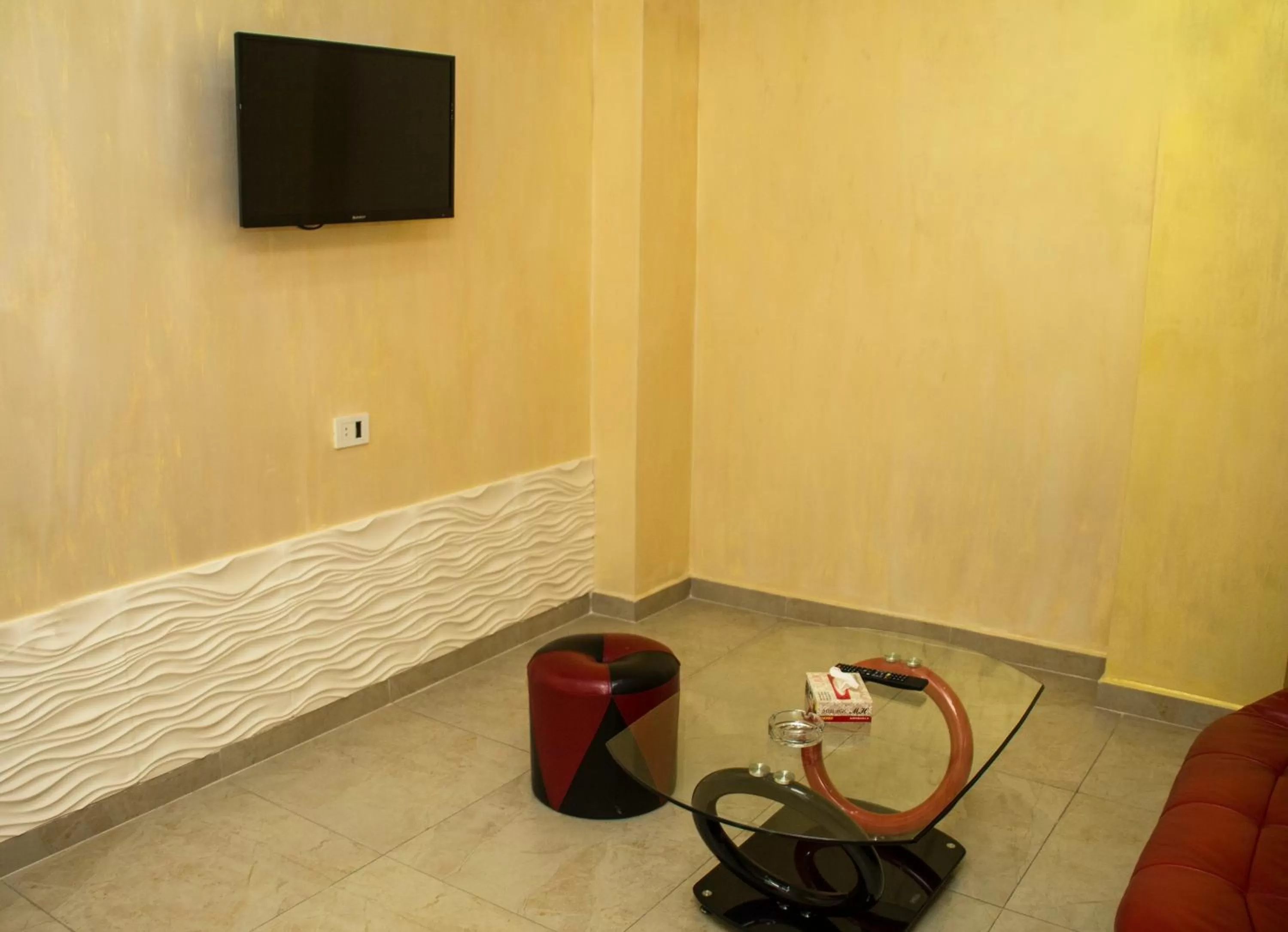 Living room, TV/Entertainment Center in Mirage Hotel