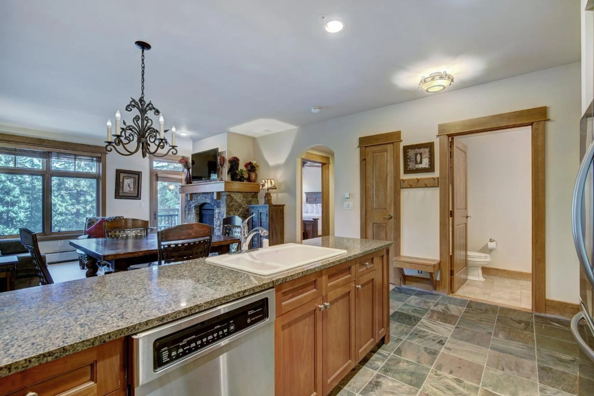 Kitchen or kitchenette in Timbers & Lone Eagle by Vail Resorts