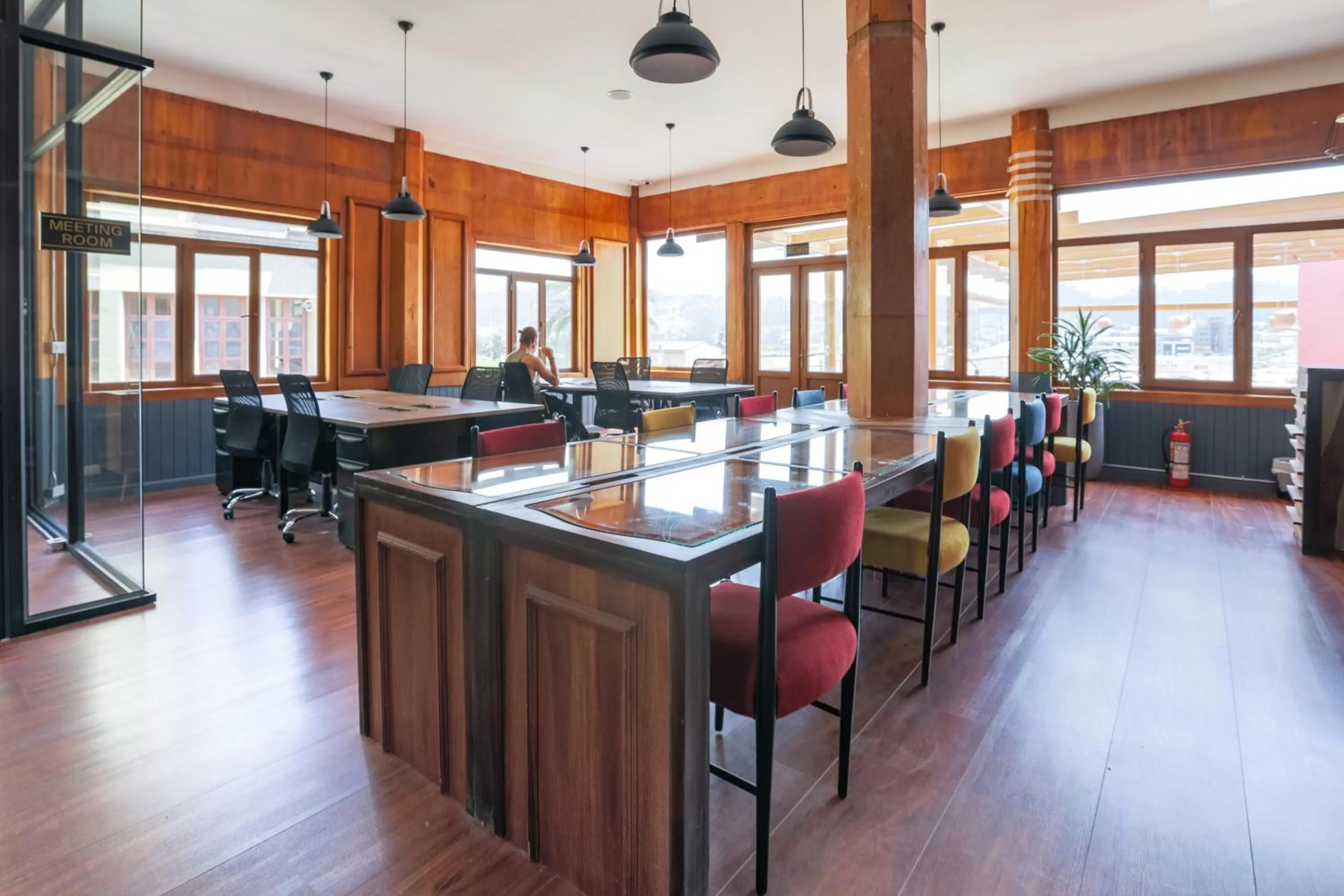 Business facilities in Selina Cuenca