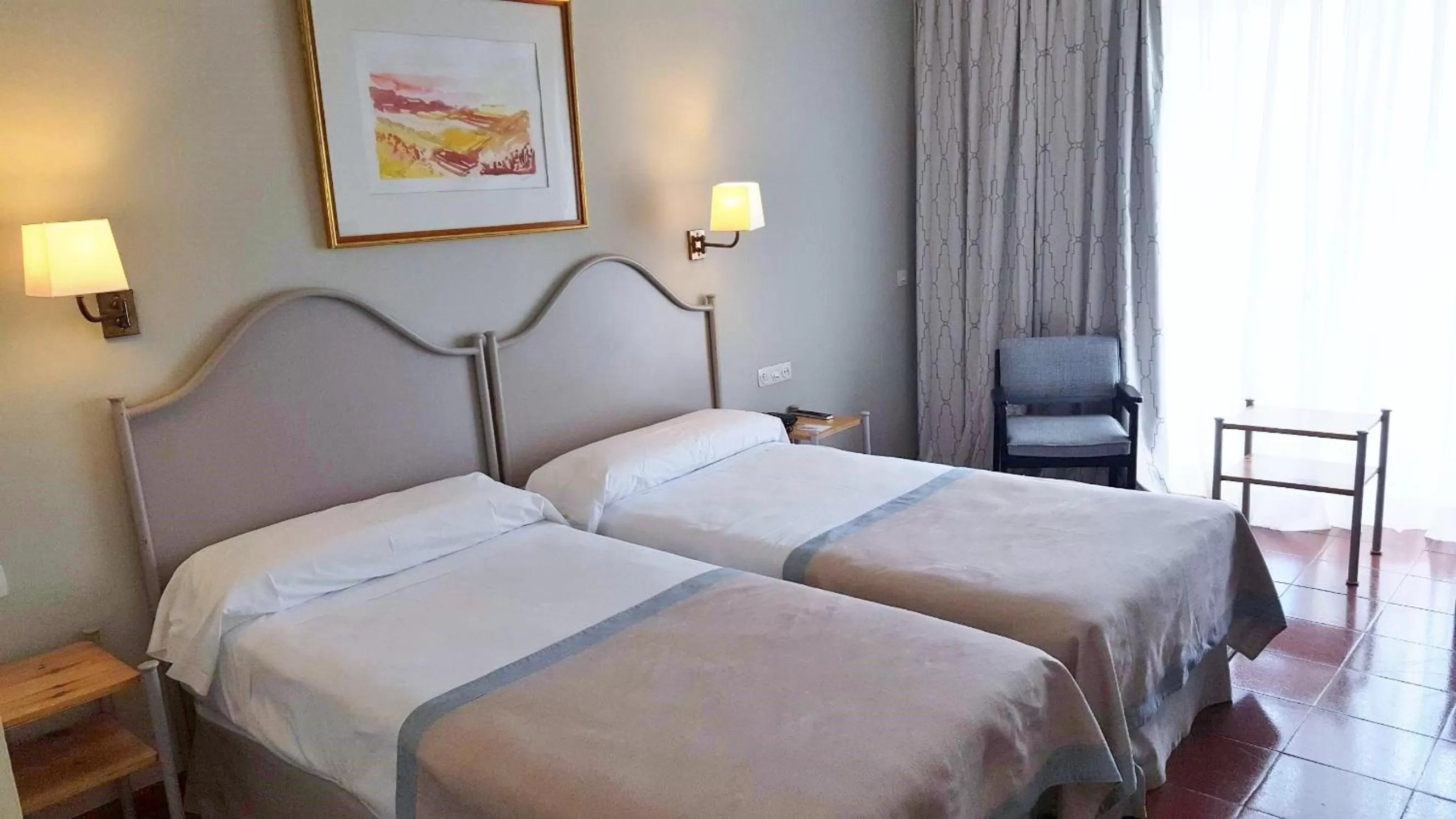 Photo of the whole room, Bed in Parador de Ceuta